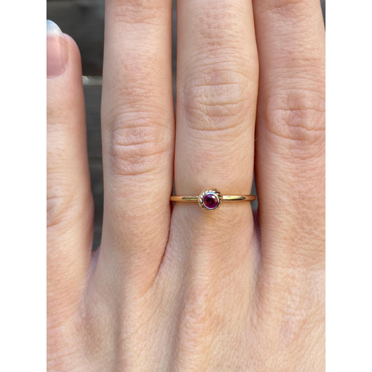 Vintage Solid 14k Yellow Gold Ruby Ring - Size 5.5-5.75
