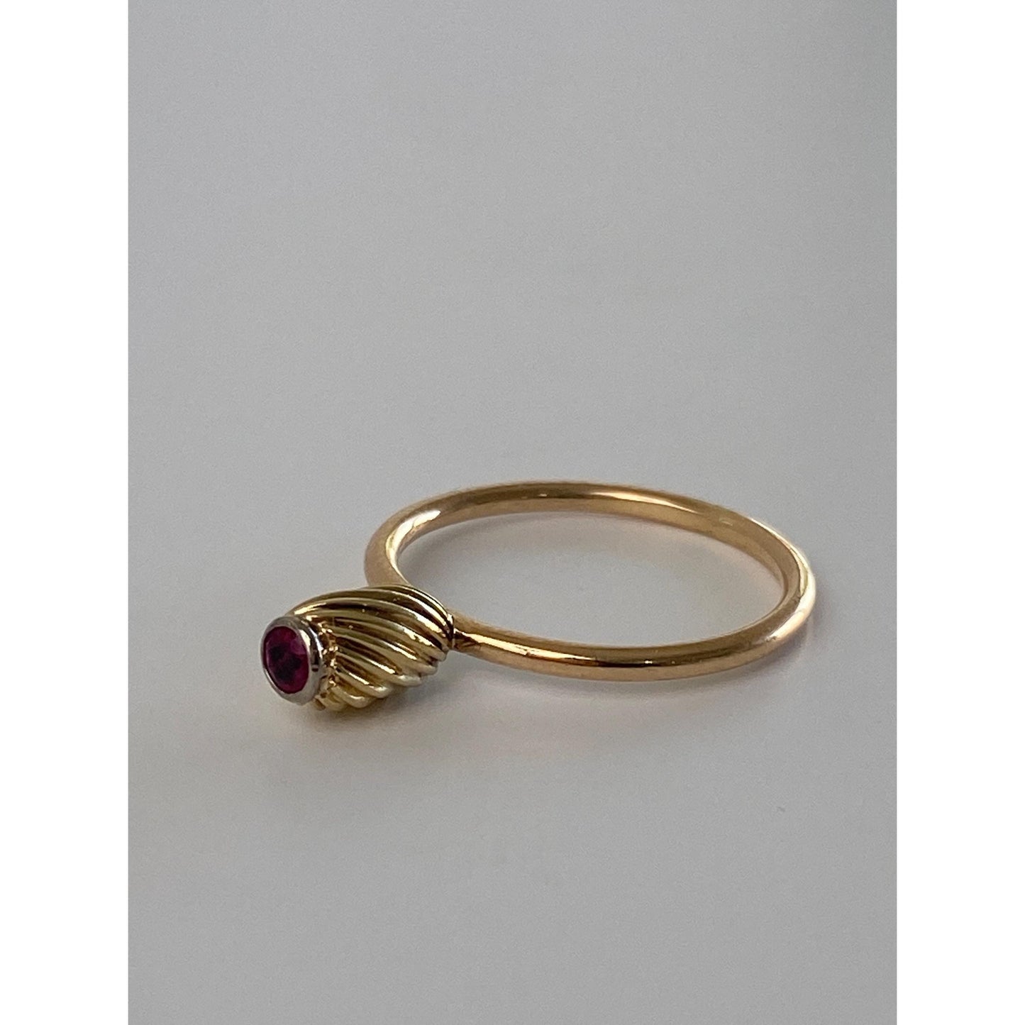 Vintage Solid 14k Yellow Gold Ruby Ring - Size 5.5-5.75