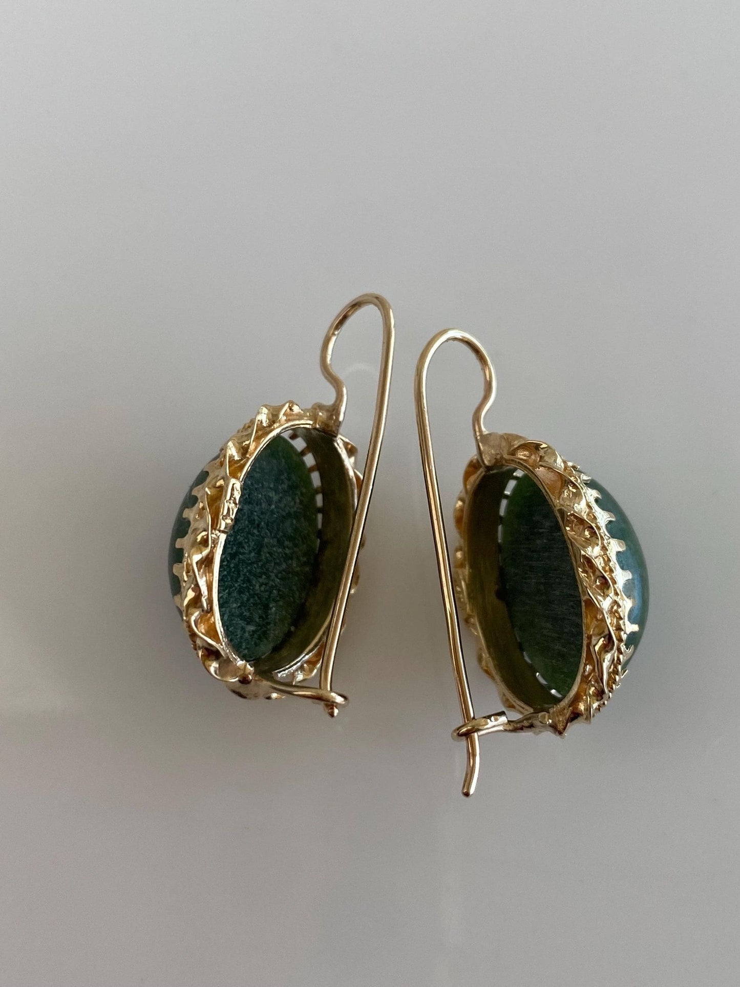 Vintage Solid 14k Yellow Gold Nephrite Drop Earrings