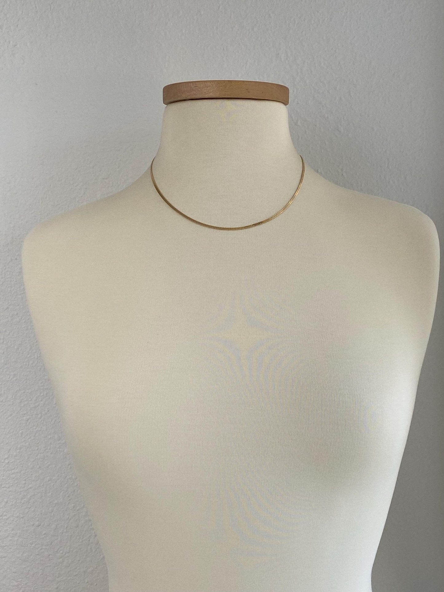 Vintage Solid 14k Yellow Gold Flat Curb Style Chain Necklace - 18 inches