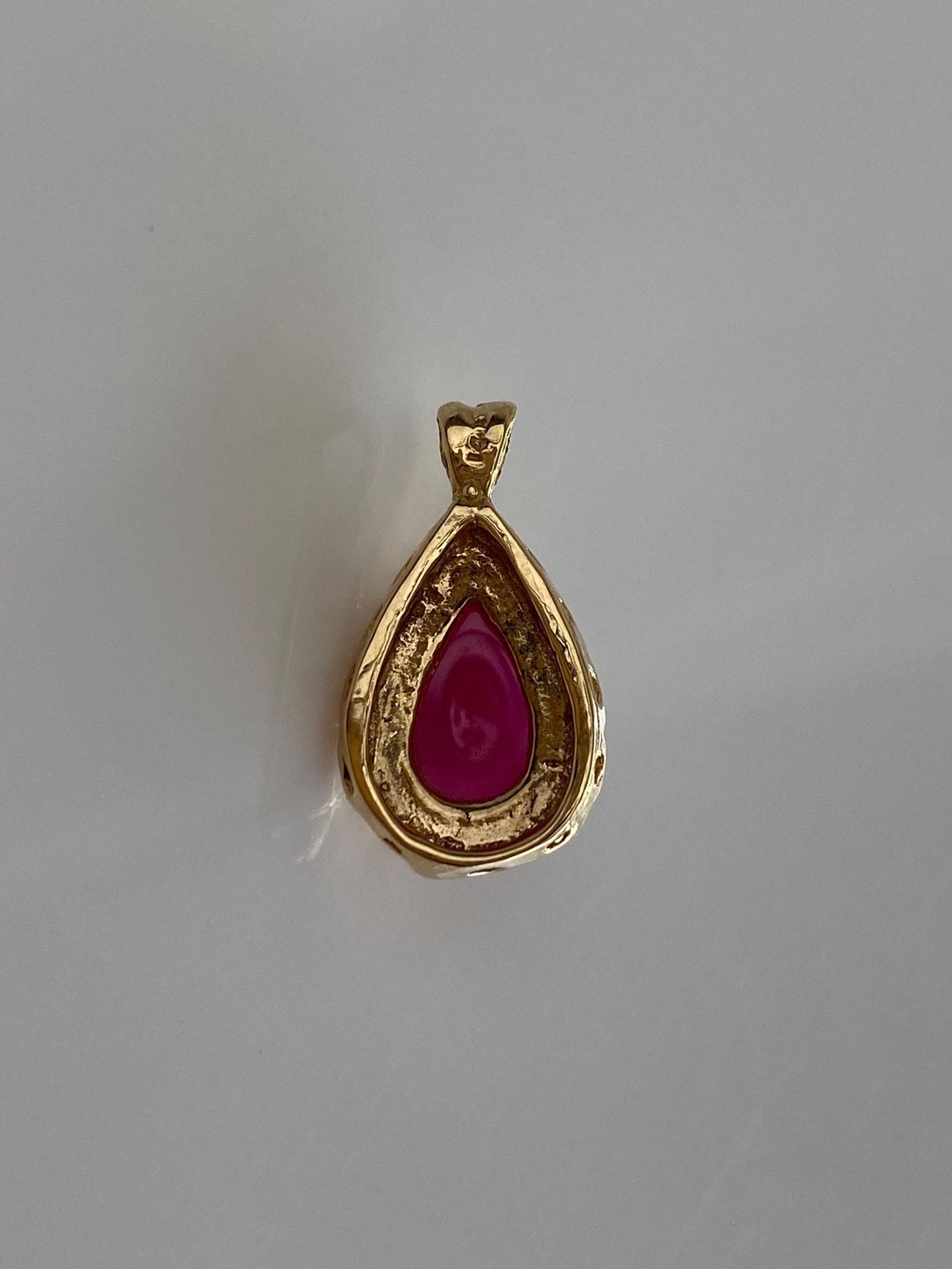 Vintage Solid 14k Yellow Gold Pink Star Sapphire Teardrop Charm