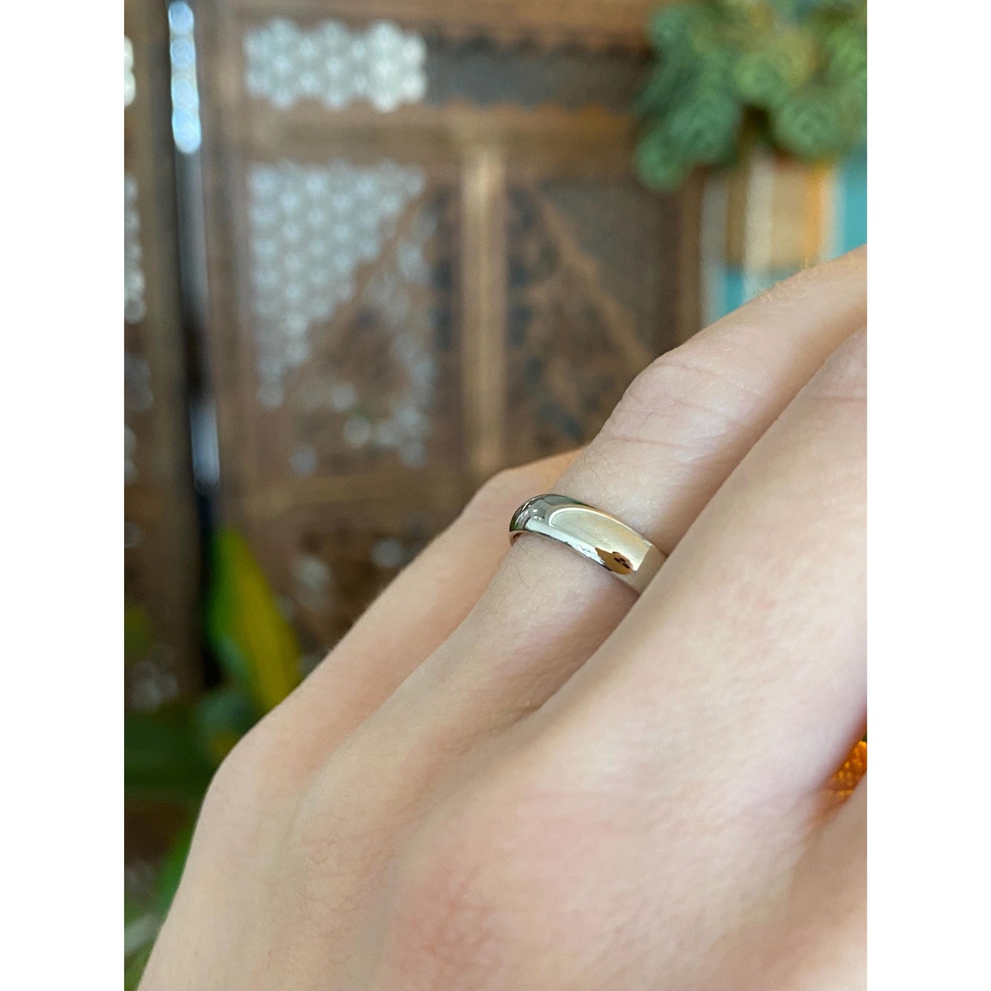 Vintage Solid 14k White Gold Ring Band - Size 5.75