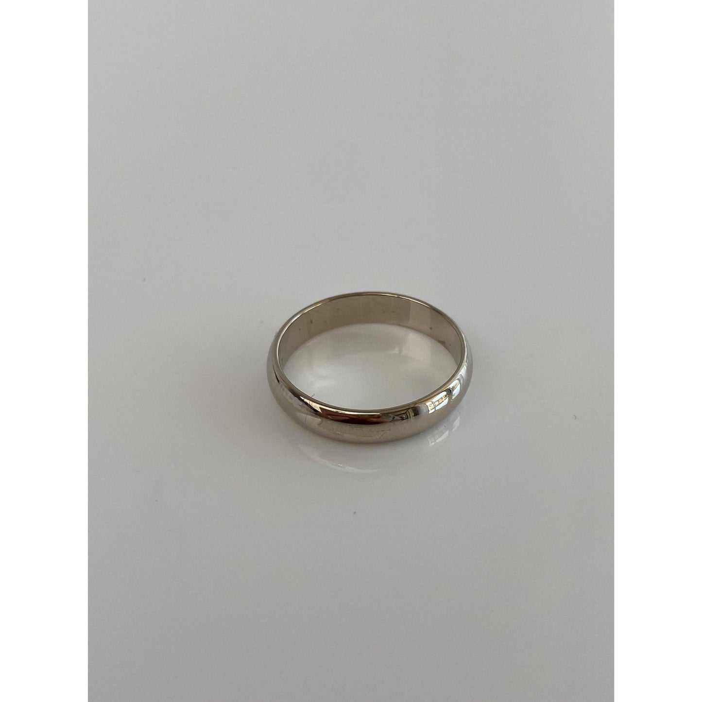 Vintage Solid 14k White Gold Ring Band - Size 5.75