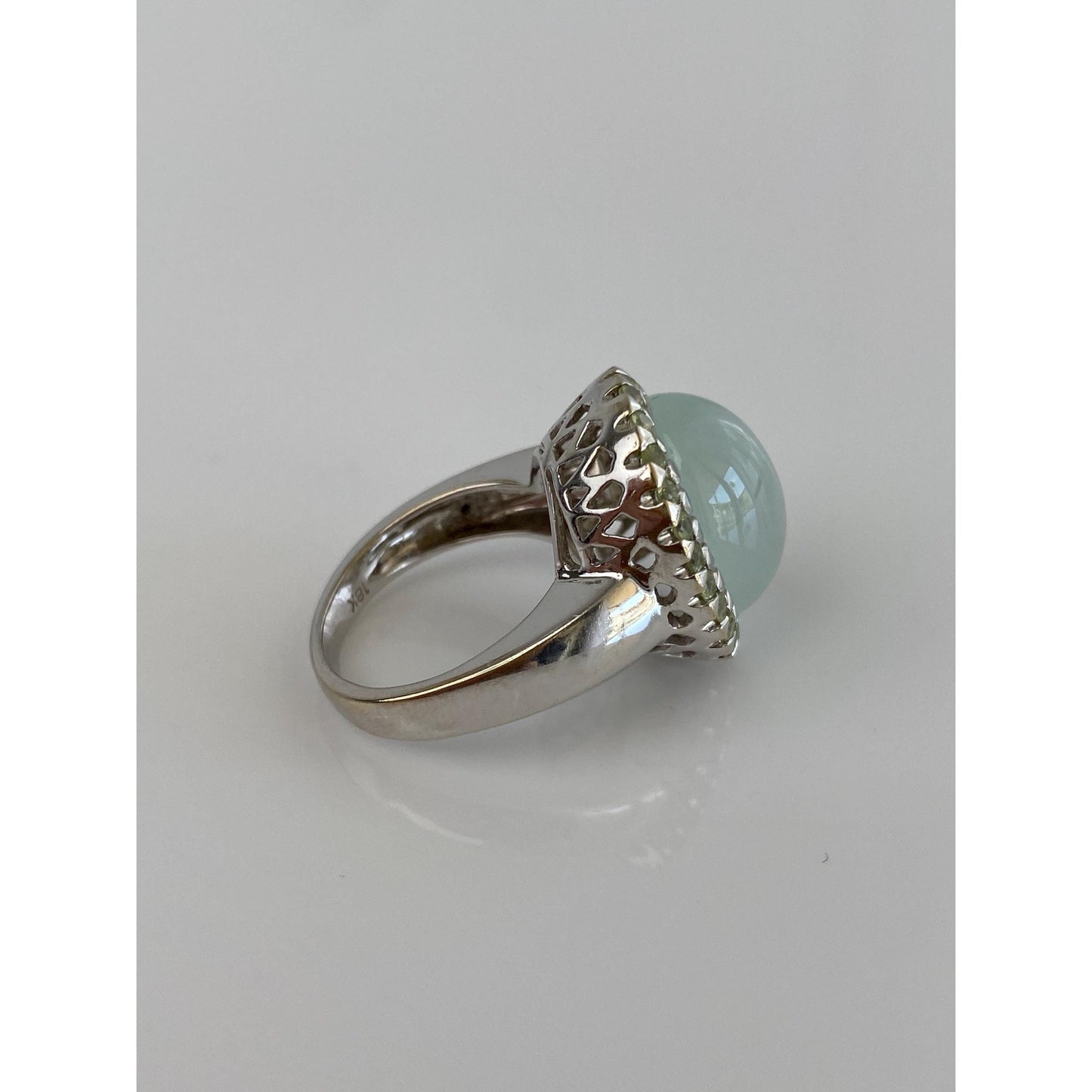 Vintage Solid 18k White Gold Moonstone Green Quartz Ring - Size 5.75