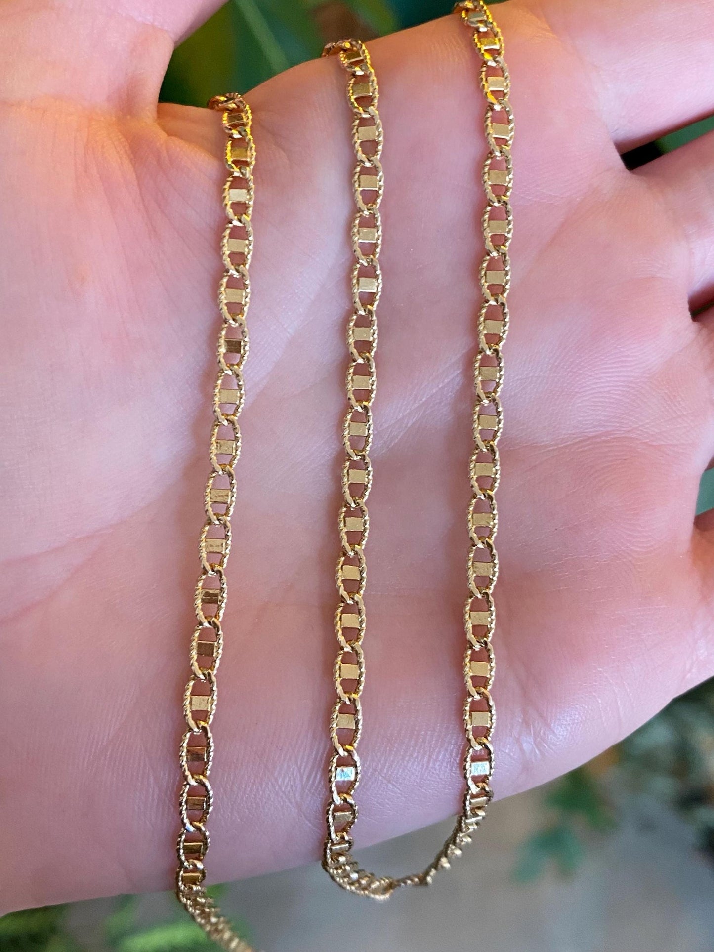 Vintage Solid 14k Yellow Gold Textured Mariner Link Chain Necklace - 22 inches