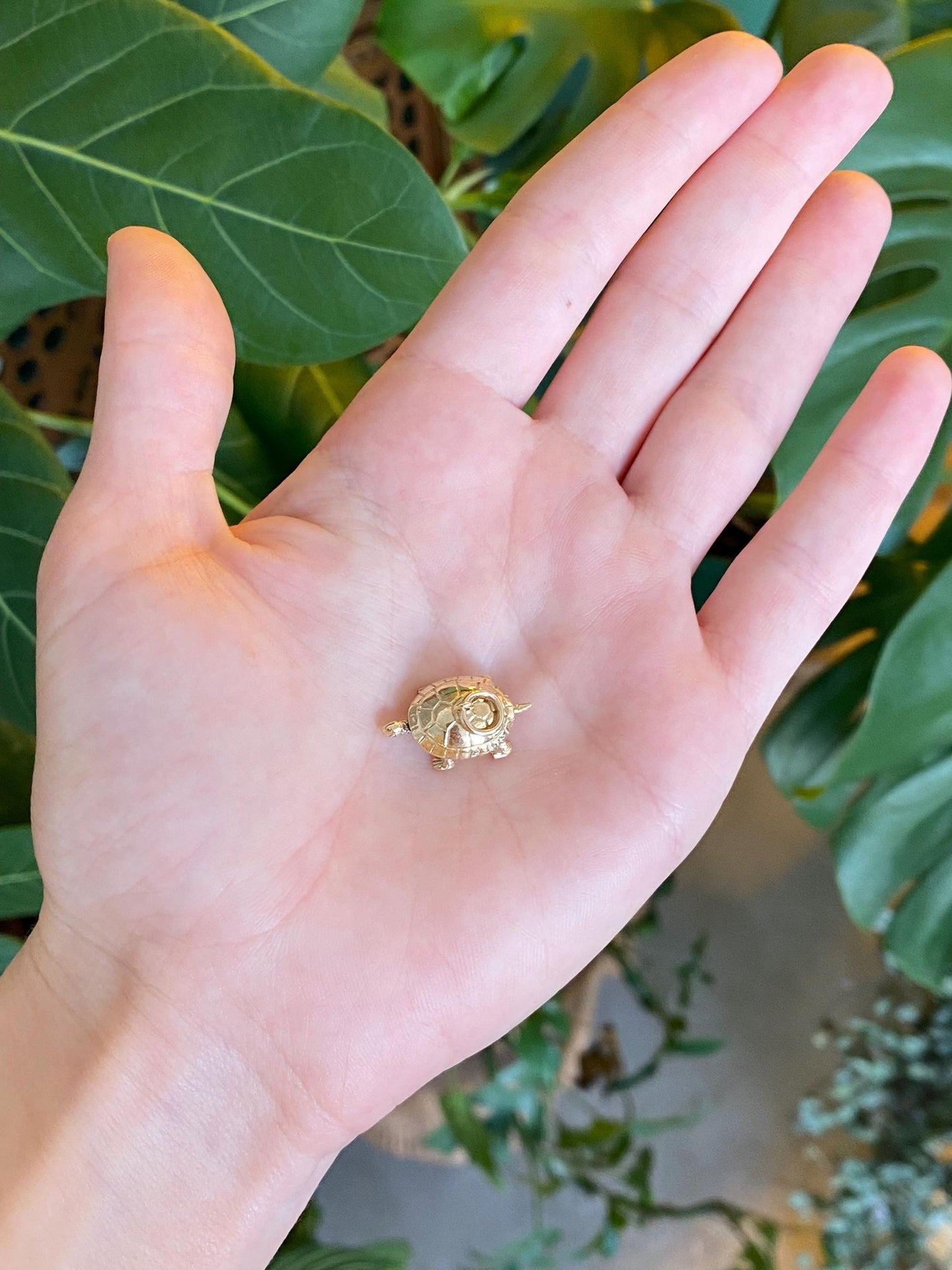 Vintage 10k Yellow Gold Articulated Turtle Charm