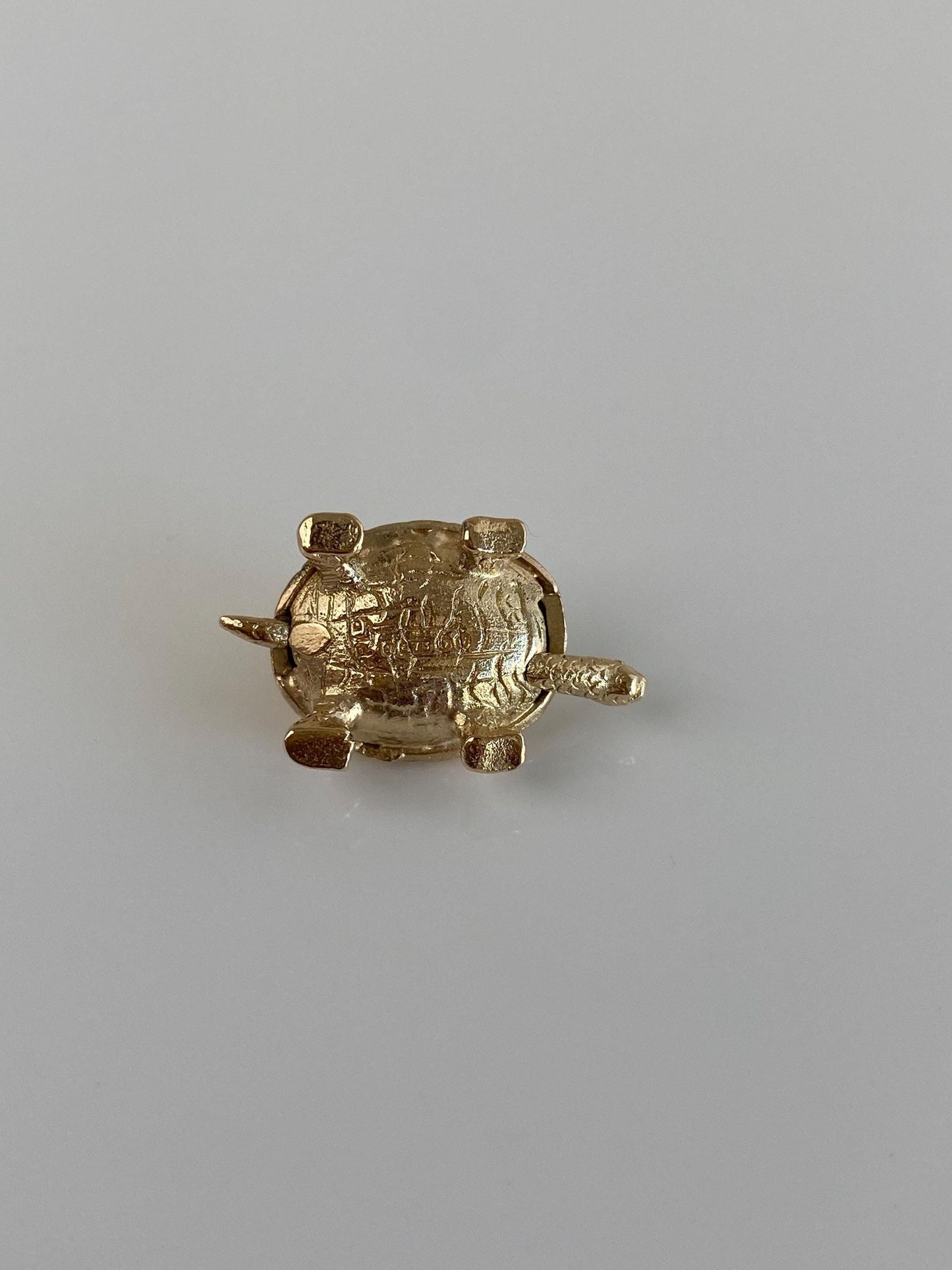 Vintage 10k Yellow Gold Articulated Turtle Charm