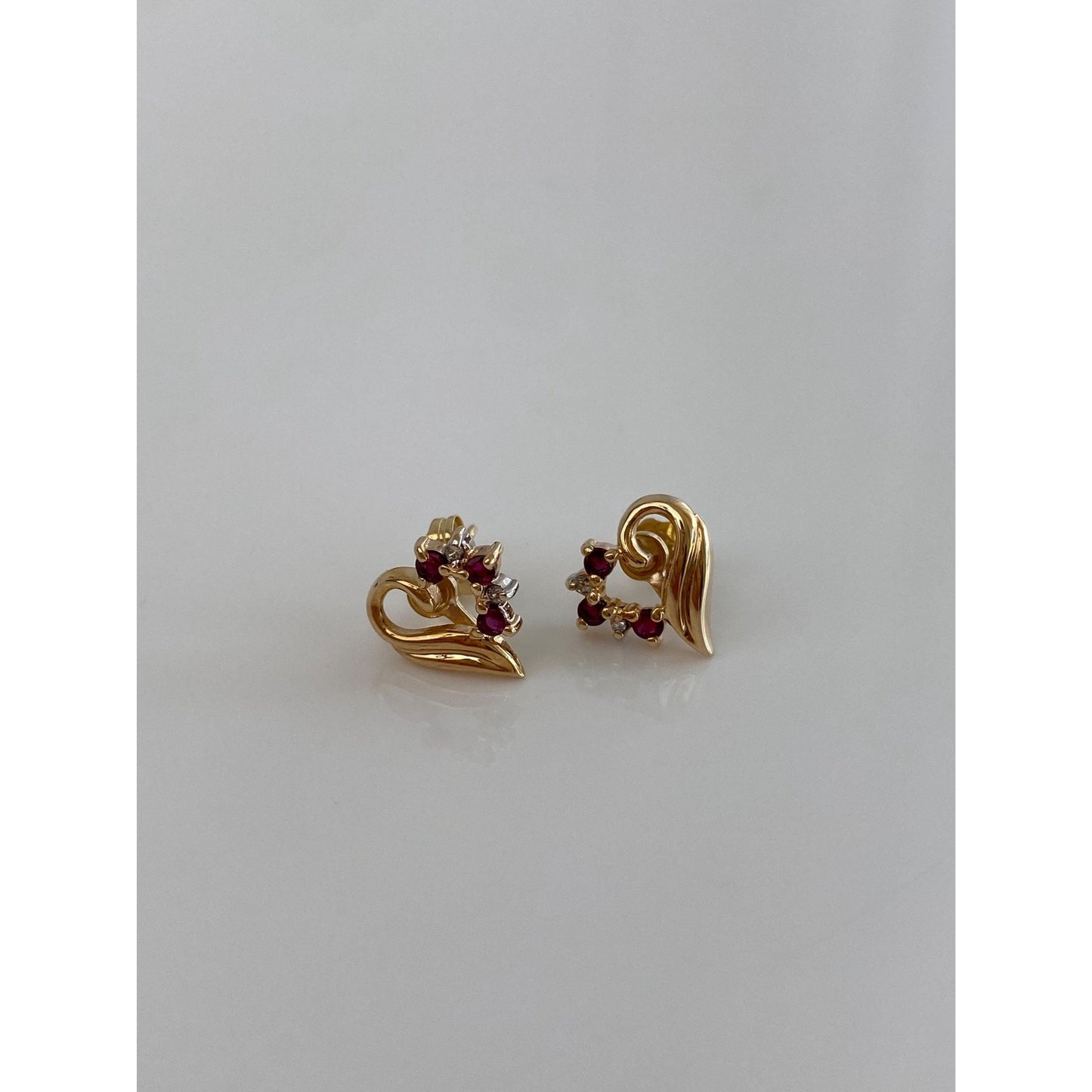 Vintage Solid 14k Yellow Gold Diamond Ruby Heart Stud Earrings