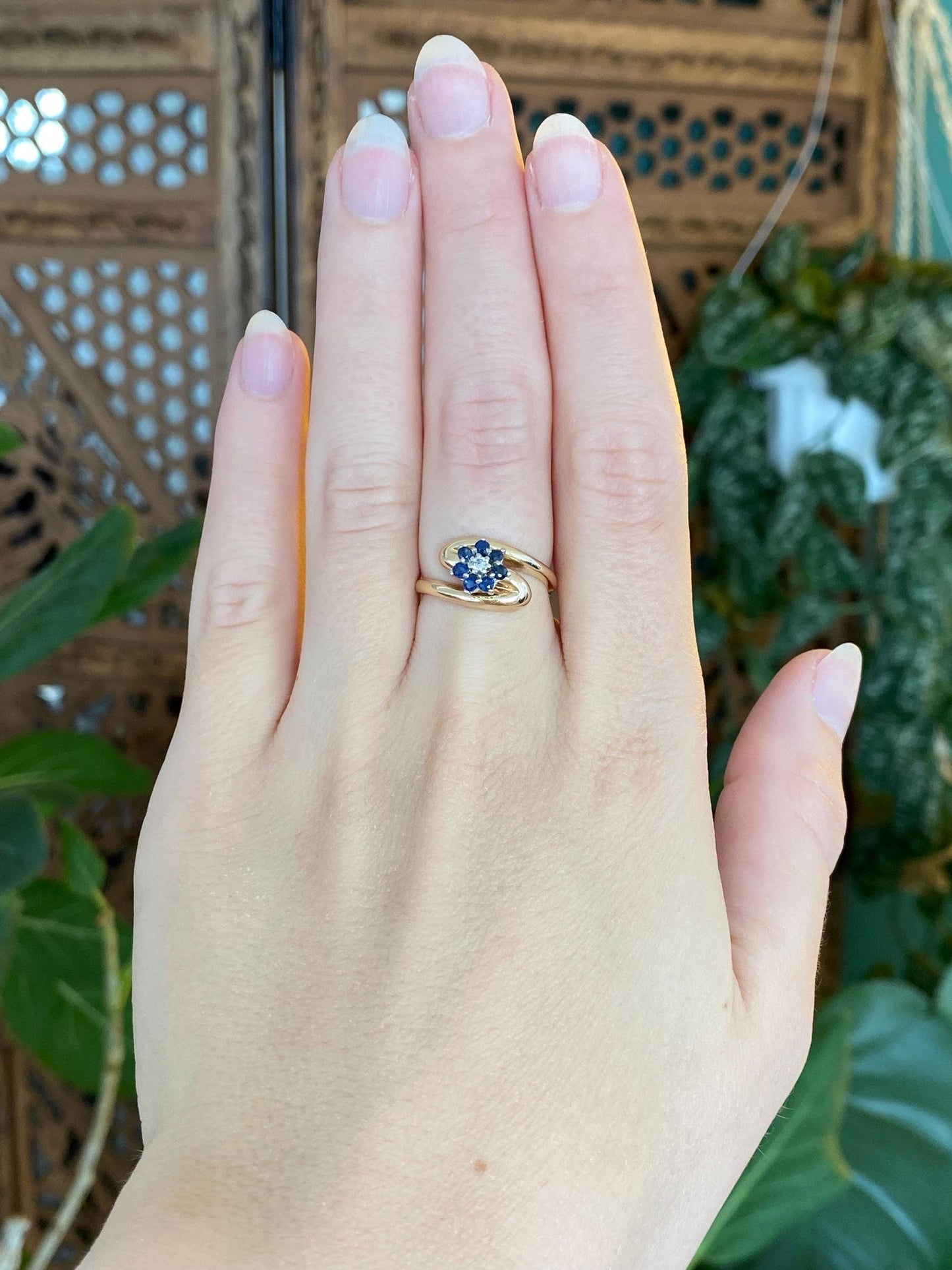 Solid 14k Yellow Gold Diamond Blue Sapphire Halo Ring - Size 5.75