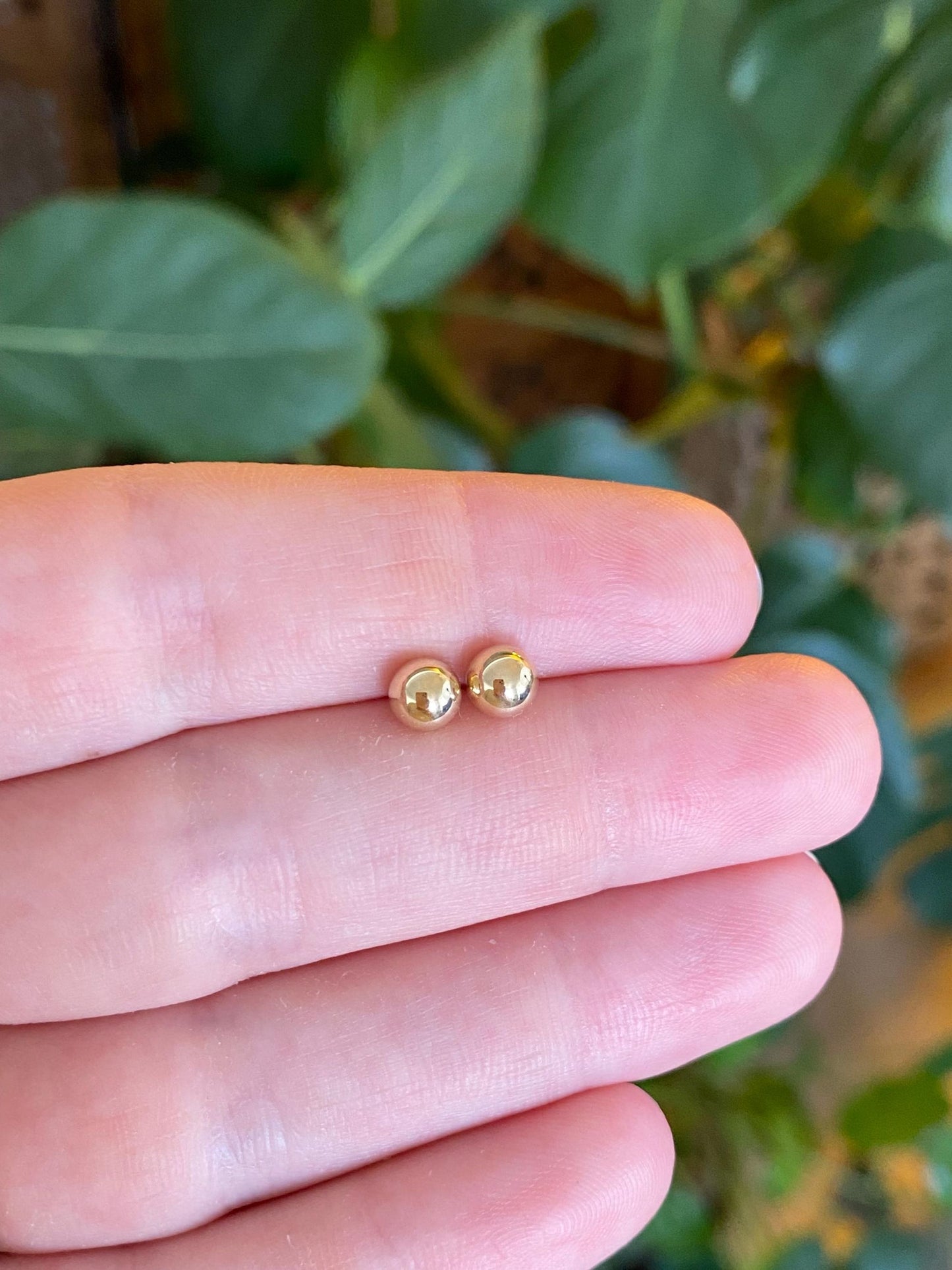 Vintage 14k Yellow Gold Ball Stud Earrings