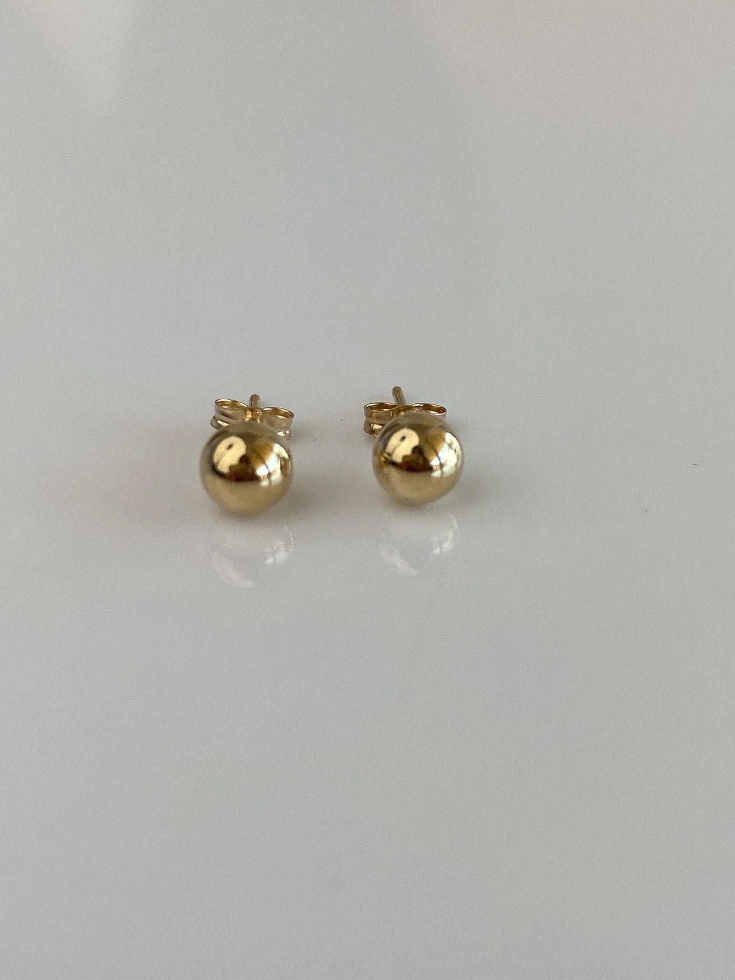 Vintage 14k Yellow Gold Ball Stud Earrings