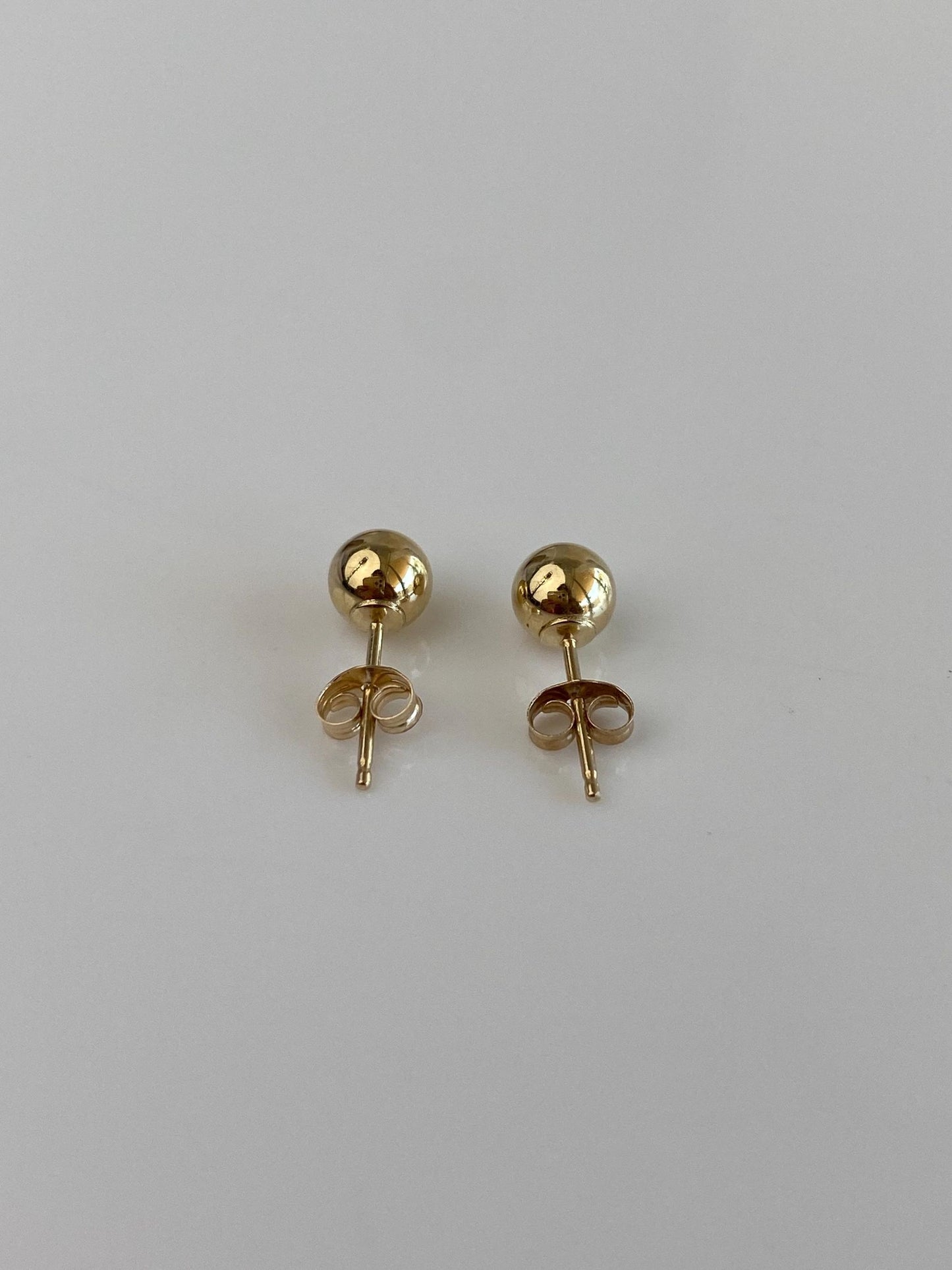 Vintage 14k Yellow Gold Ball Stud Earrings