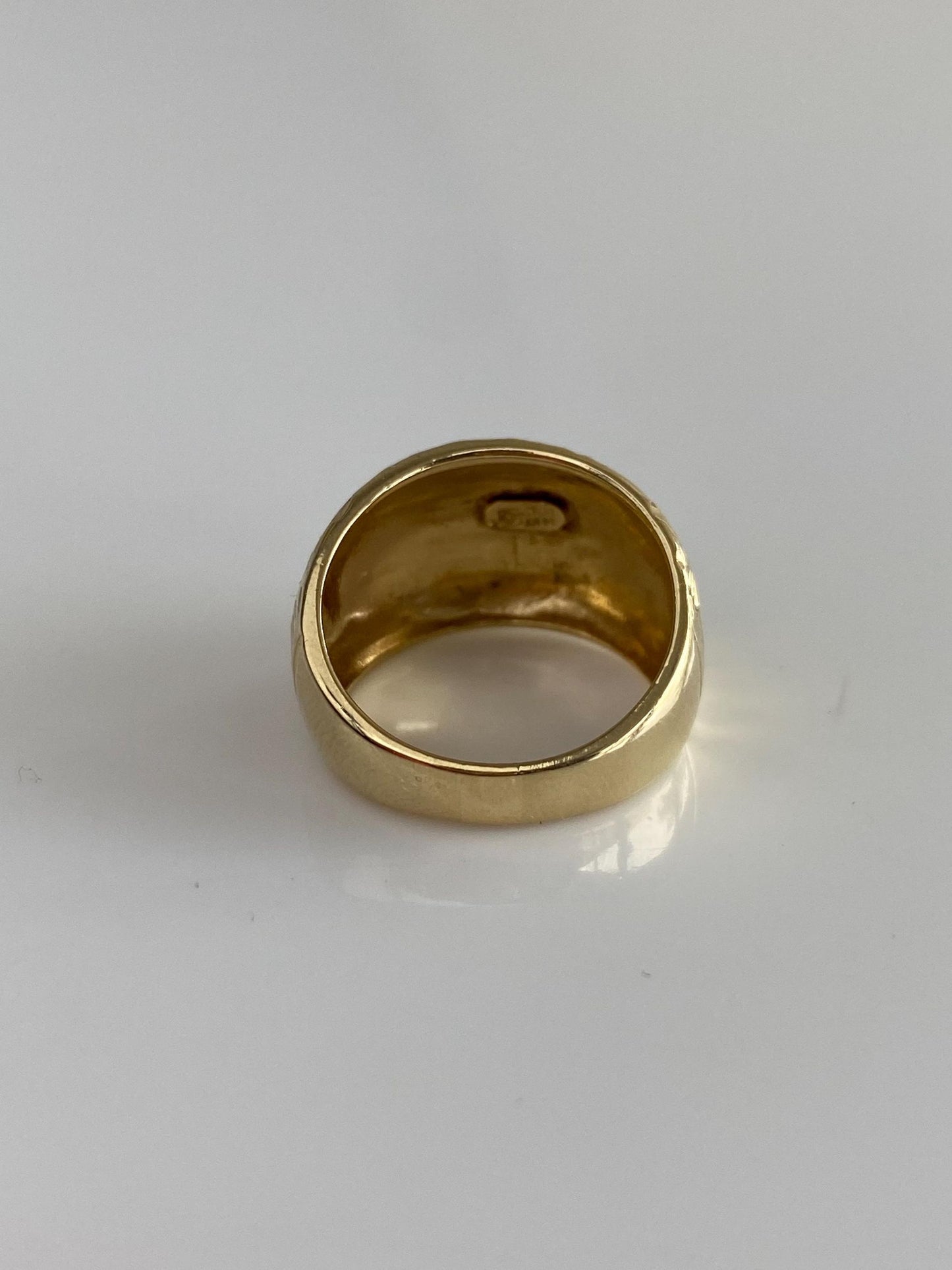 Vintage Solid 14k Yellow Gold Diamond Cut Domed Ring - Size 5.75