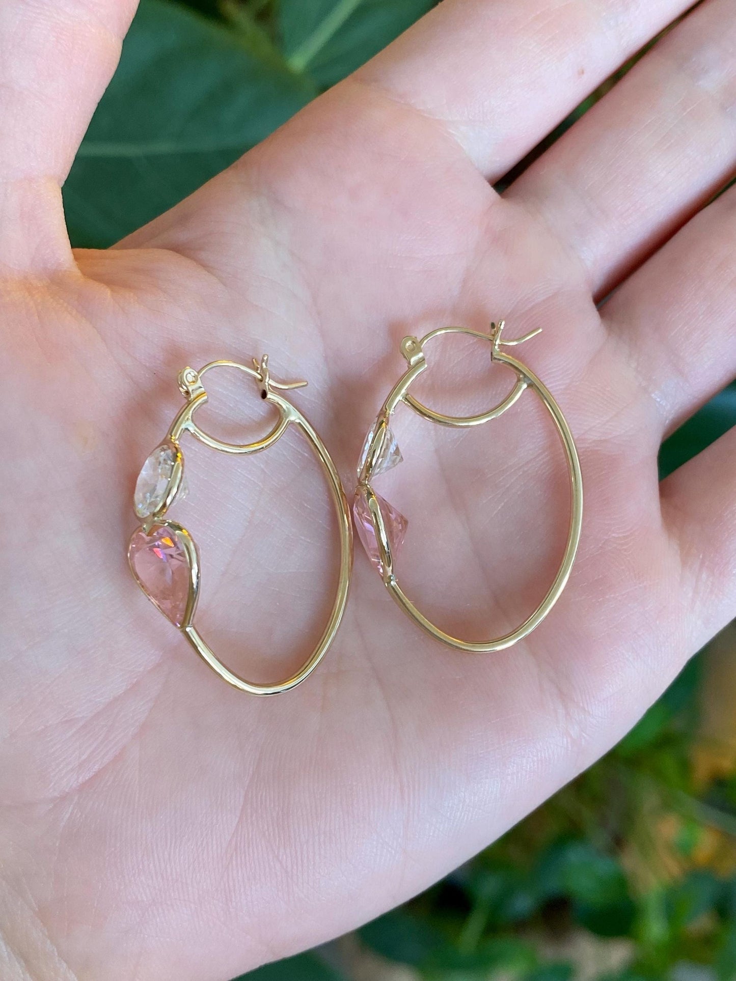 Vintage 14k Yellow Gold Pink & Clear Cubic Zirconia Heart Oval Hoop Earrings