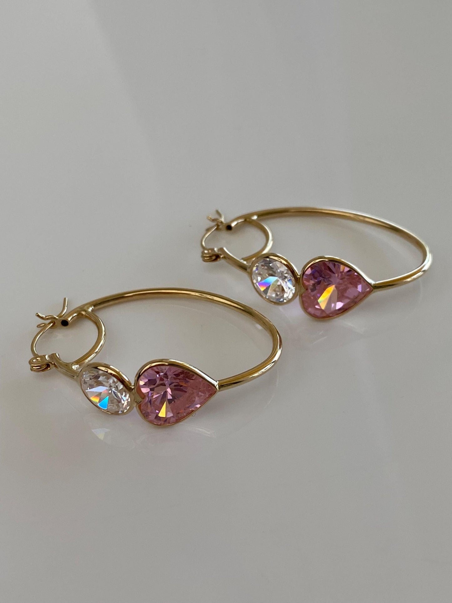 Vintage 14k Yellow Gold Pink & Clear Cubic Zirconia Heart Oval Hoop Earrings