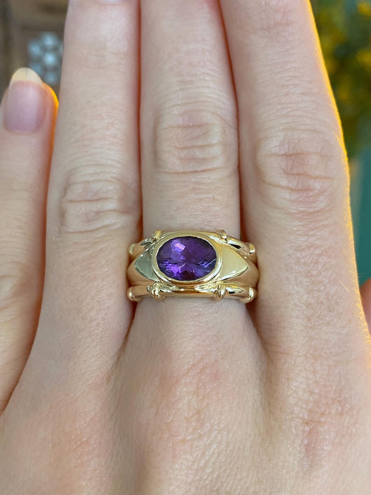Vintage Solid 14k Yellow Gold Amethyst Ring - Size 8