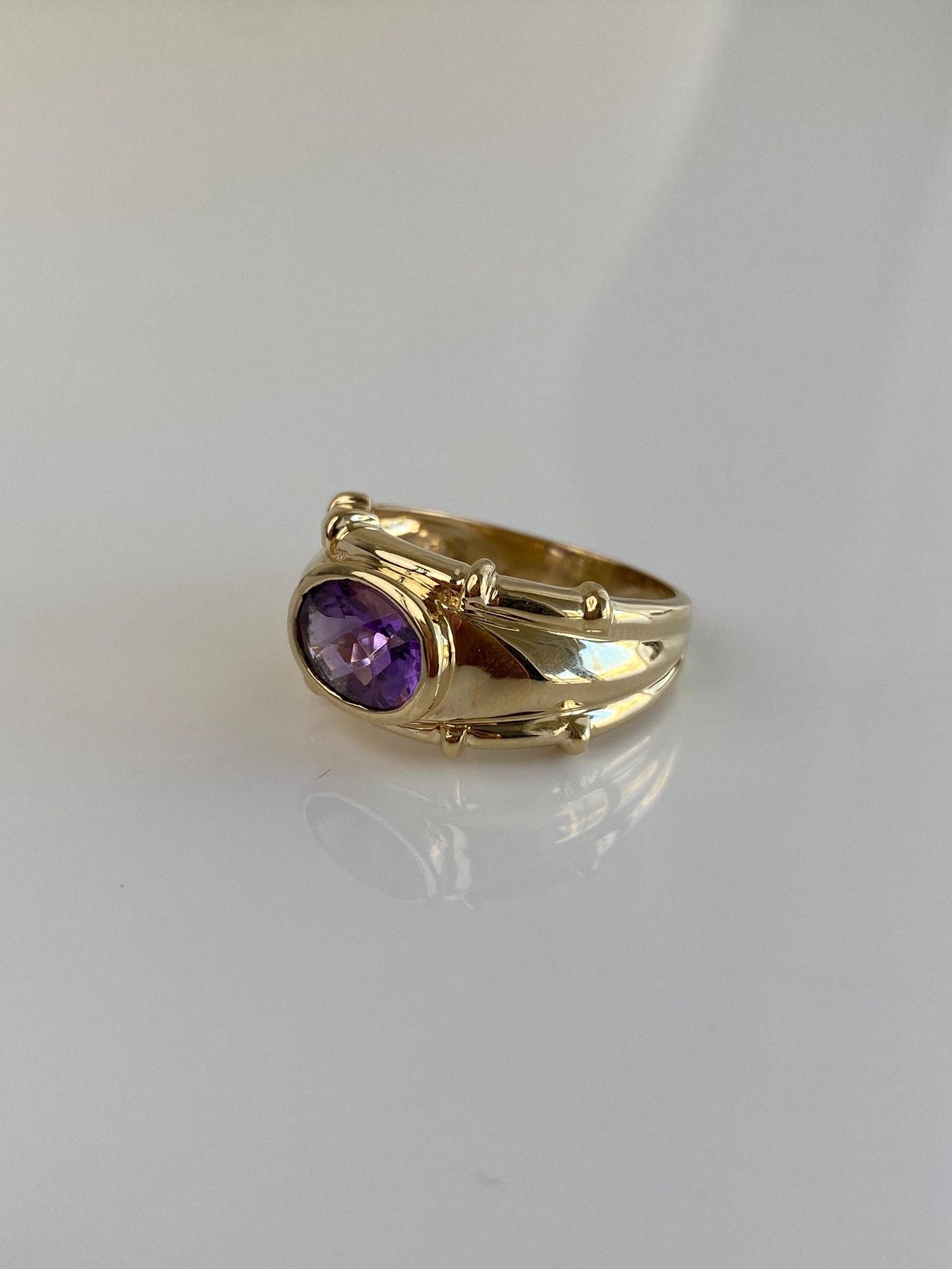 Vintage Solid 14k Yellow Gold Amethyst Ring - Size 8
