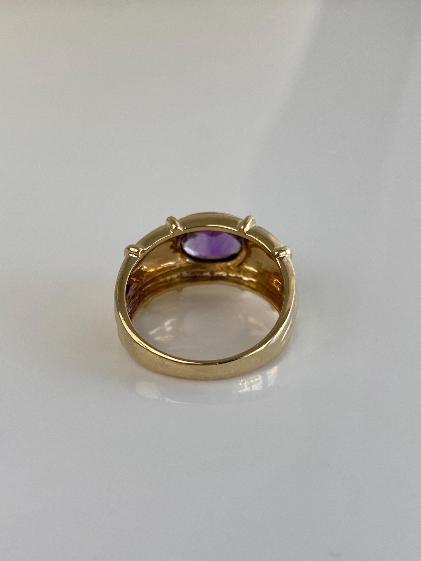 Vintage Solid 14k Yellow Gold Amethyst Ring - Size 8