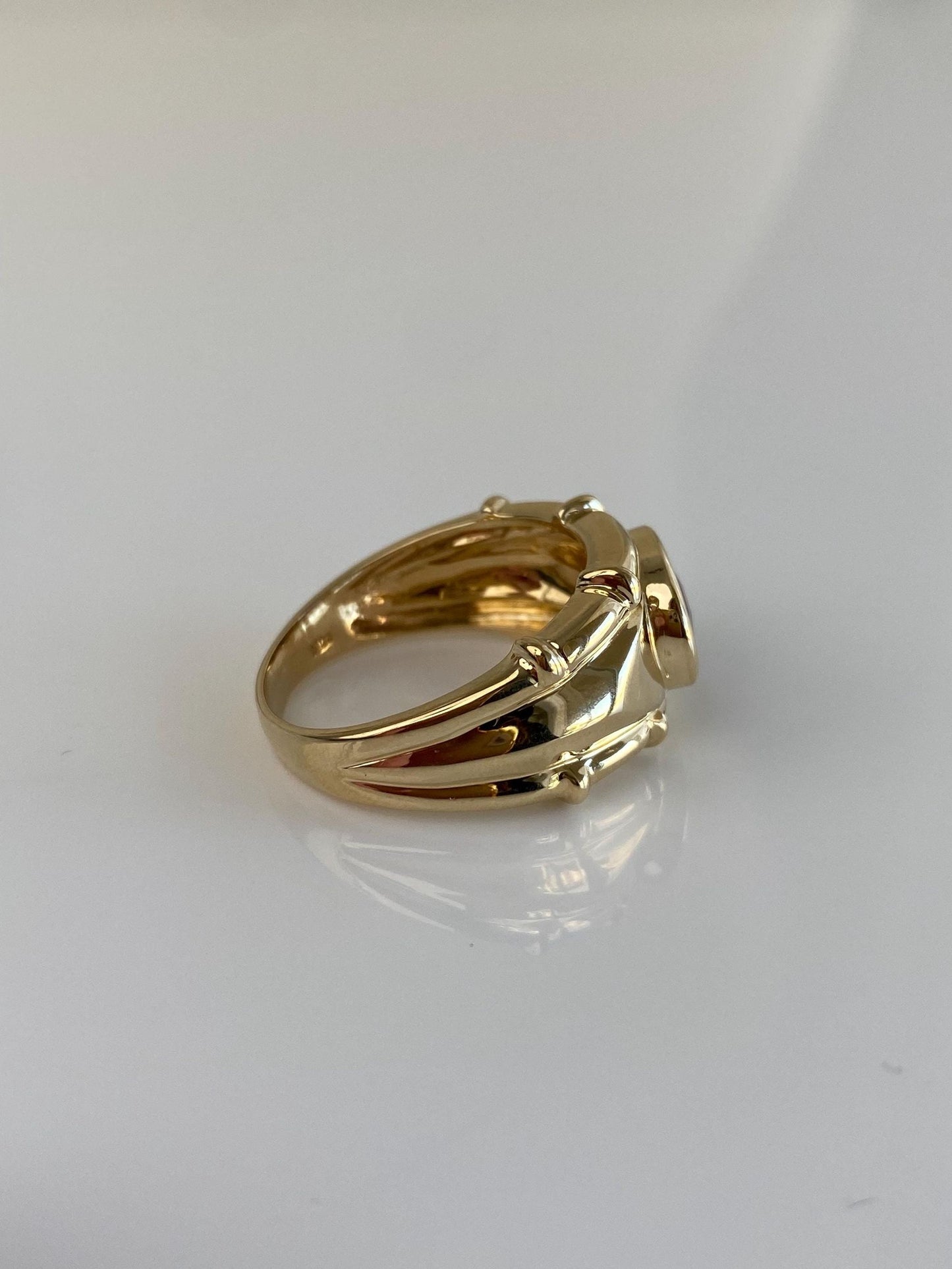 Vintage Solid 14k Yellow Gold Amethyst Ring - Size 8