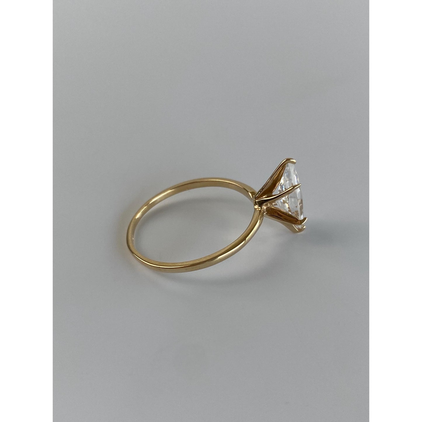 Solid 10k Yellow Gold Clear Cubic Zirconia Marquis Shape Ring - Size 8.75