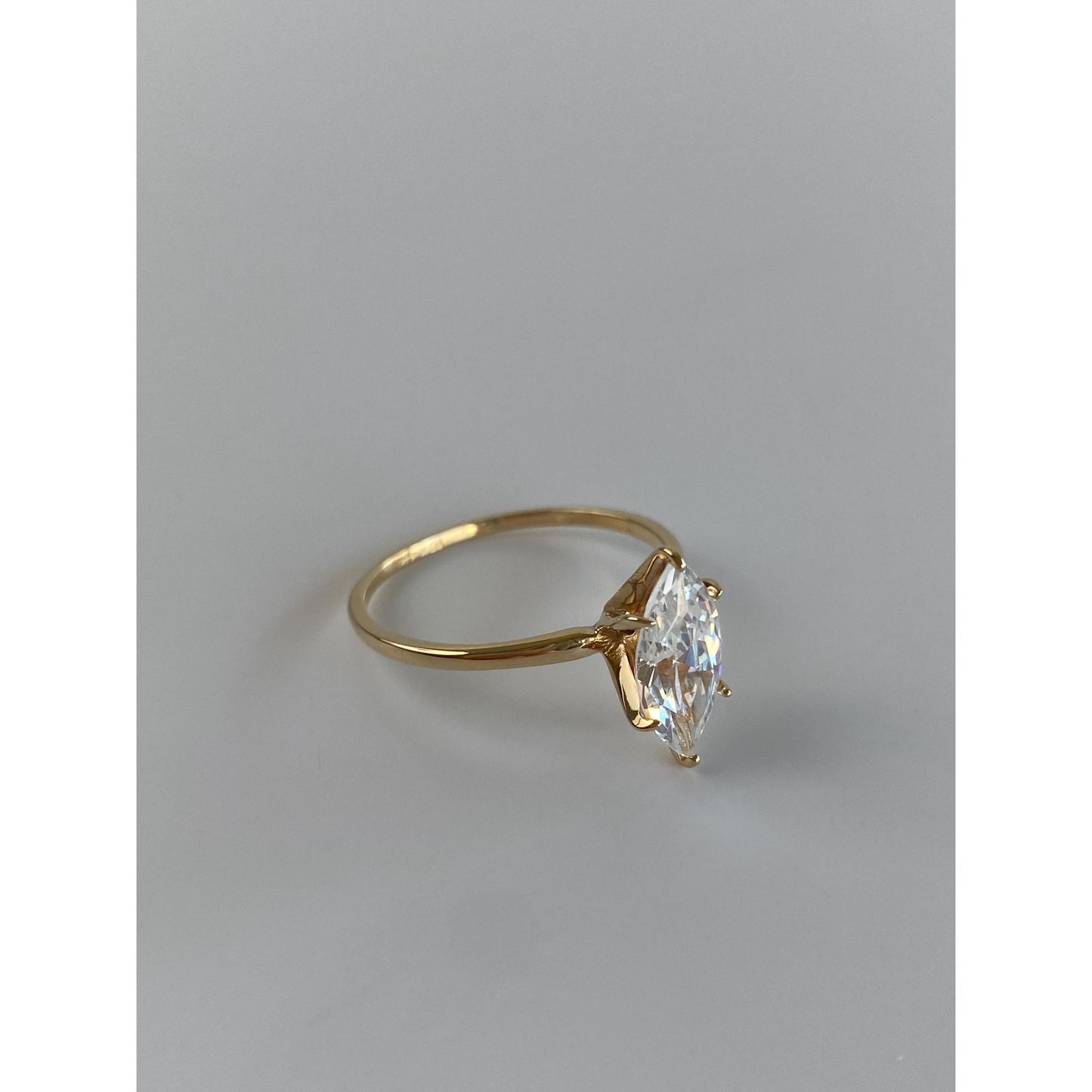 Solid 10k Yellow Gold Clear Cubic Zirconia Marquis Shape Ring - Size 8.75