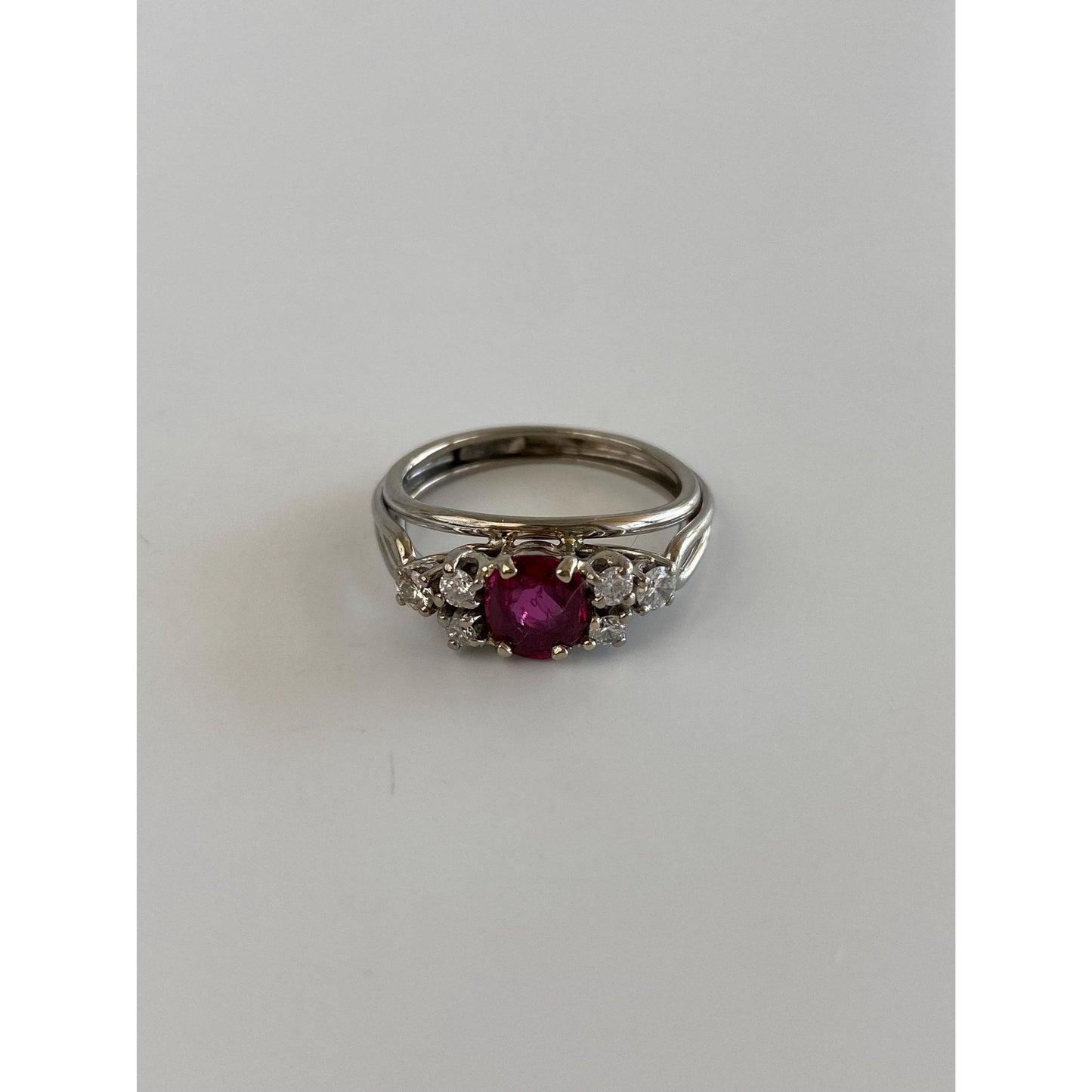 Vintage Solid 18k White Gold Diamond Pink Sapphire Ring - Size 6.25