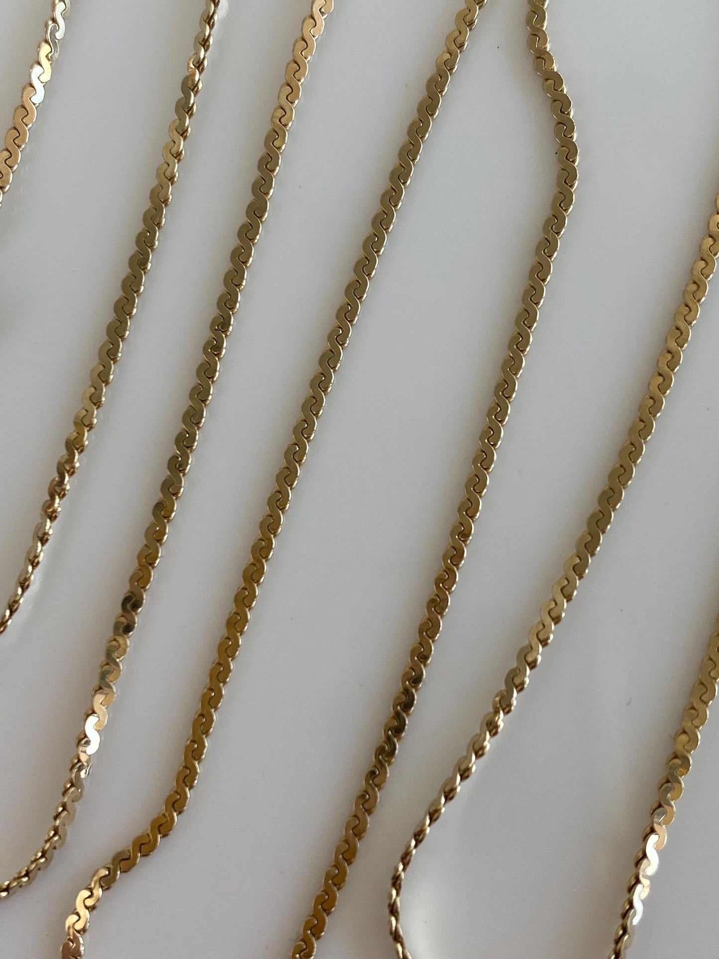 Vintage Solid 14k Yellow Gold Serpentine Chain Necklace - 18.25 inches