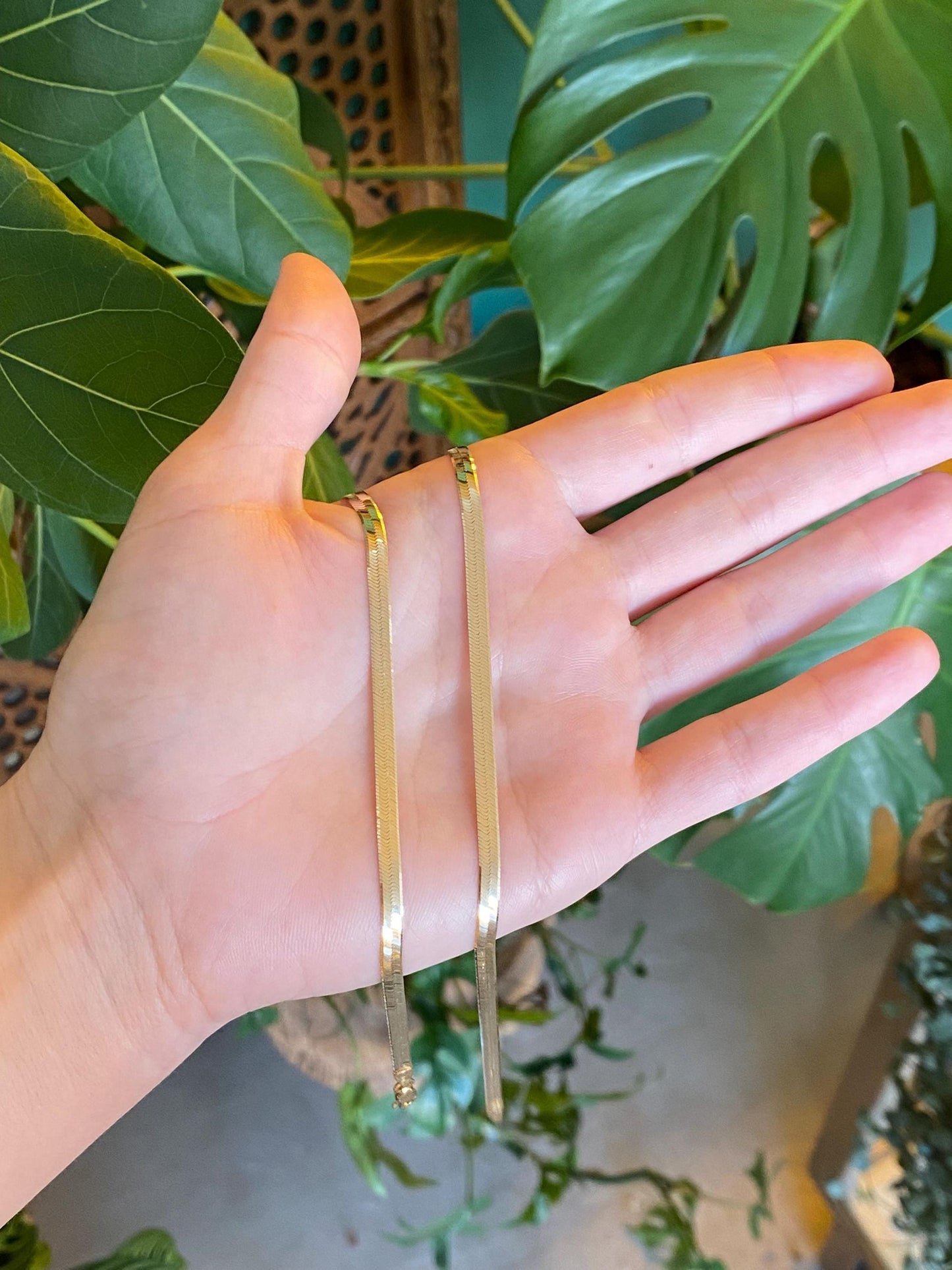 Vintage Solid 14k Yellow Gold Herringbone Chain Necklace - 18 inches