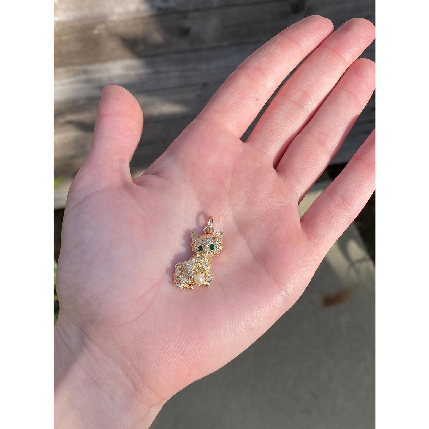 Vintage Solid 14k Yellow Gold Pearl Green Cubic Zirconia Playful Kitten Charm