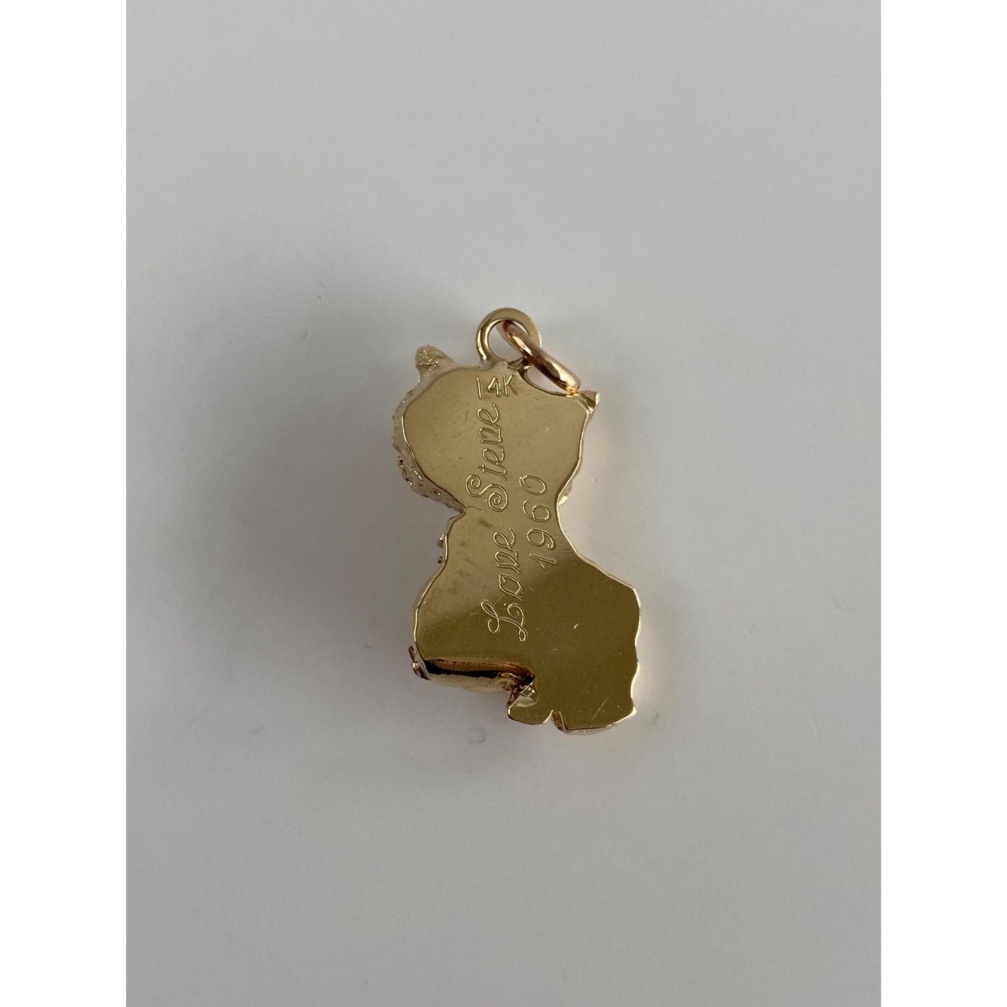 Vintage Solid 14k Yellow Gold Pearl Green Cubic Zirconia Playful Kitten Charm