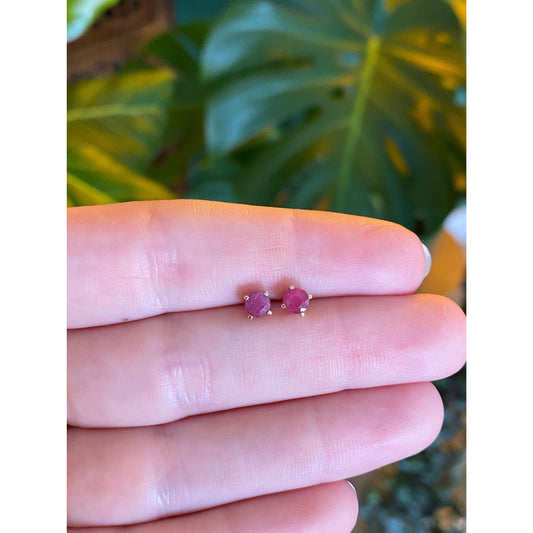 Vintage Solid 14k Yellow Gold Ruby Stud Earrings