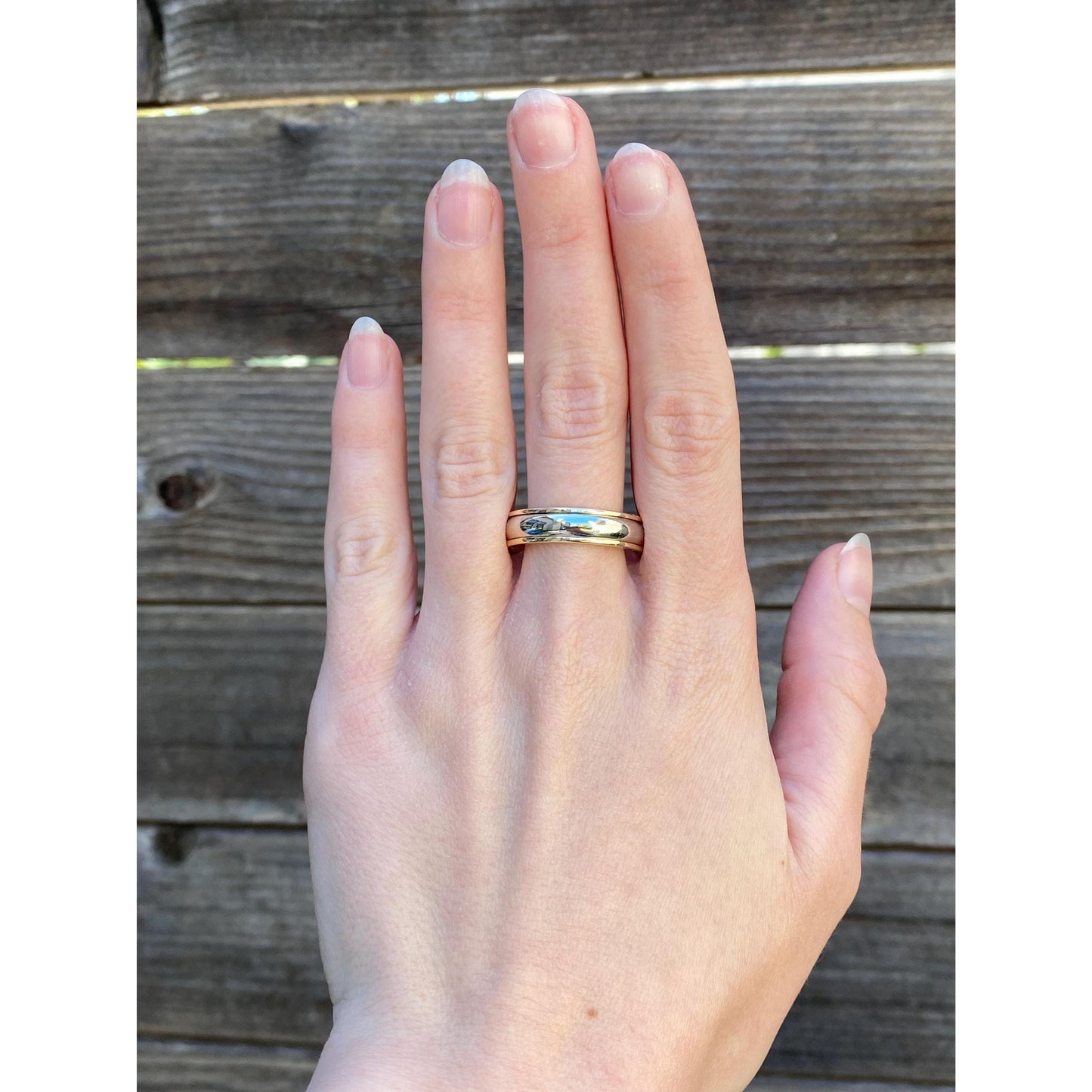 Vintage Solid 14k White & Yellow Gold Lined Ring Band - Size 11.75