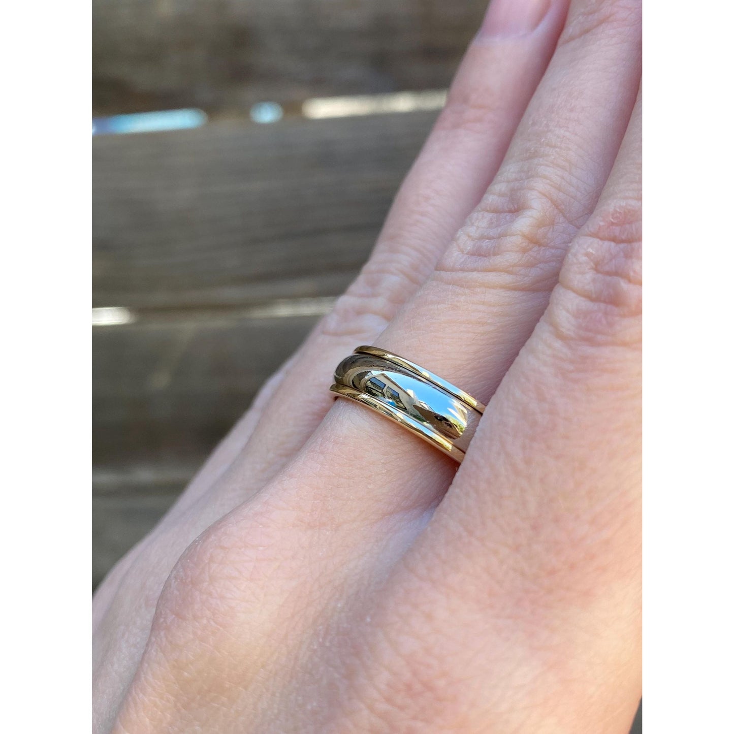 Vintage Solid 14k White & Yellow Gold Lined Ring Band - Size 11.75