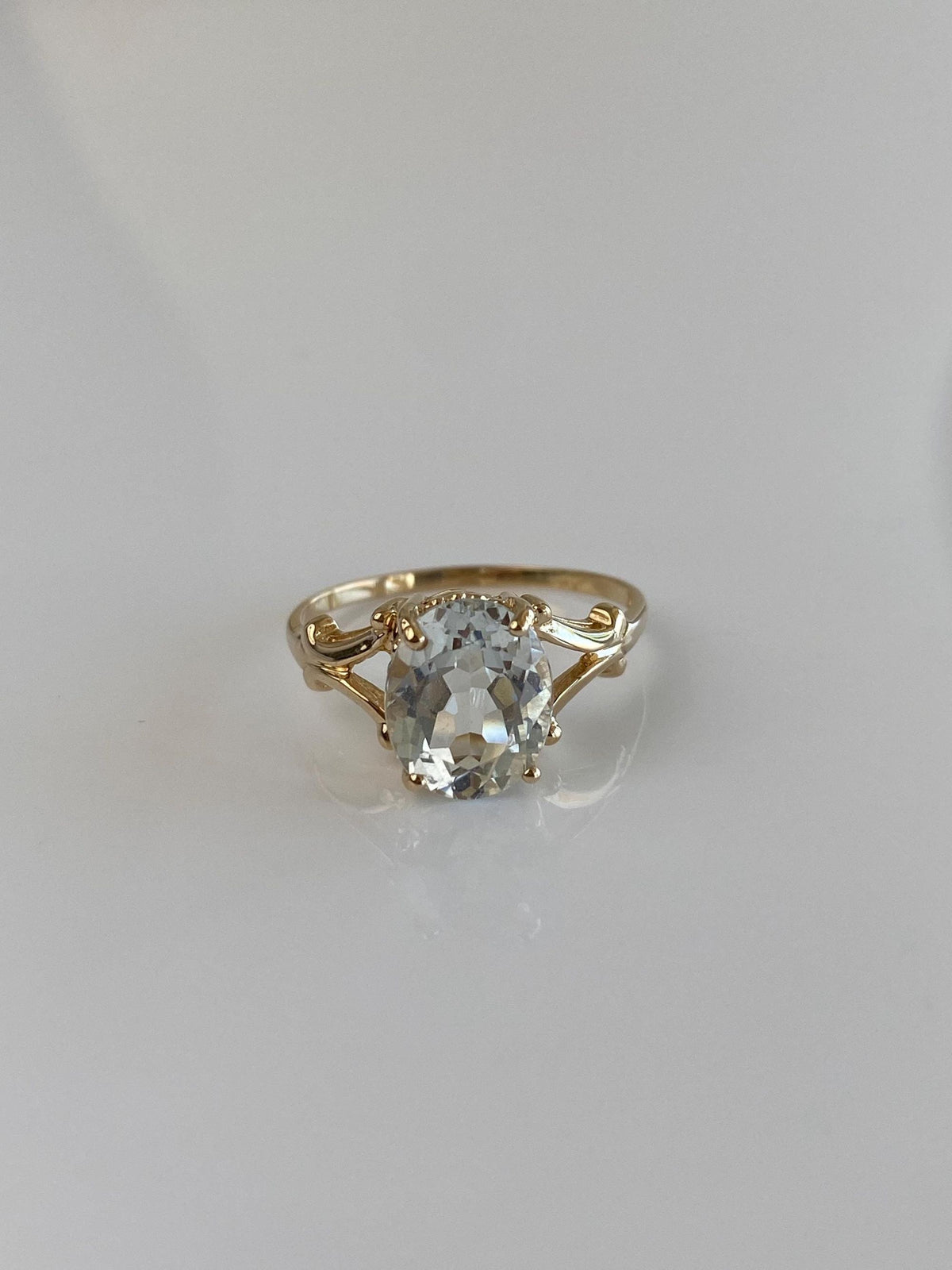 Vintage Solid 14k Yellow Gold Clear Quartz Ring - Size 7.75