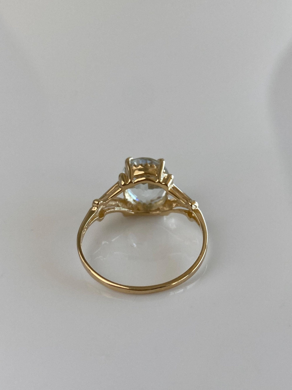Vintage Solid 14k Yellow Gold Clear Quartz Ring - Size 7.75