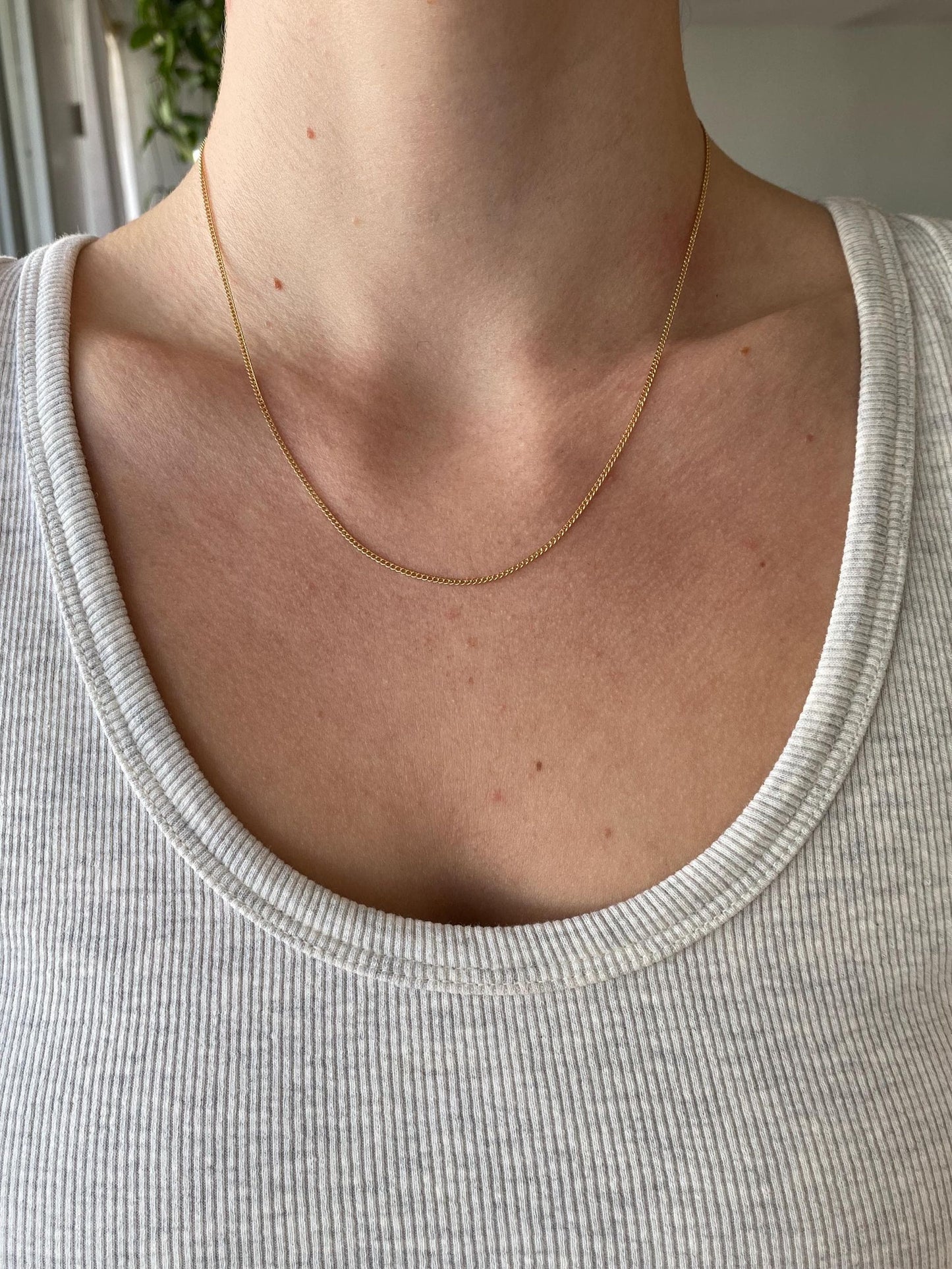 Vintage Solid 14k Yellow Gold Dainty Curb Chain Necklace - 17.25 inches