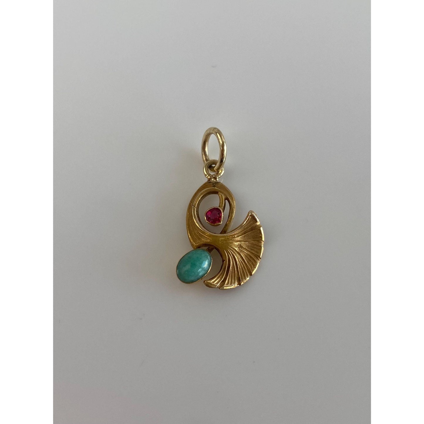 Solid 18k Yellow Gold Pink Cubic Zirconia Amazonite Leaf Charm