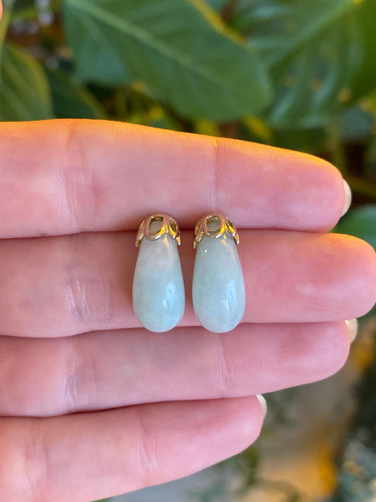 Vintage Solid 14k Yellow Gold Jade Stud Earrings
