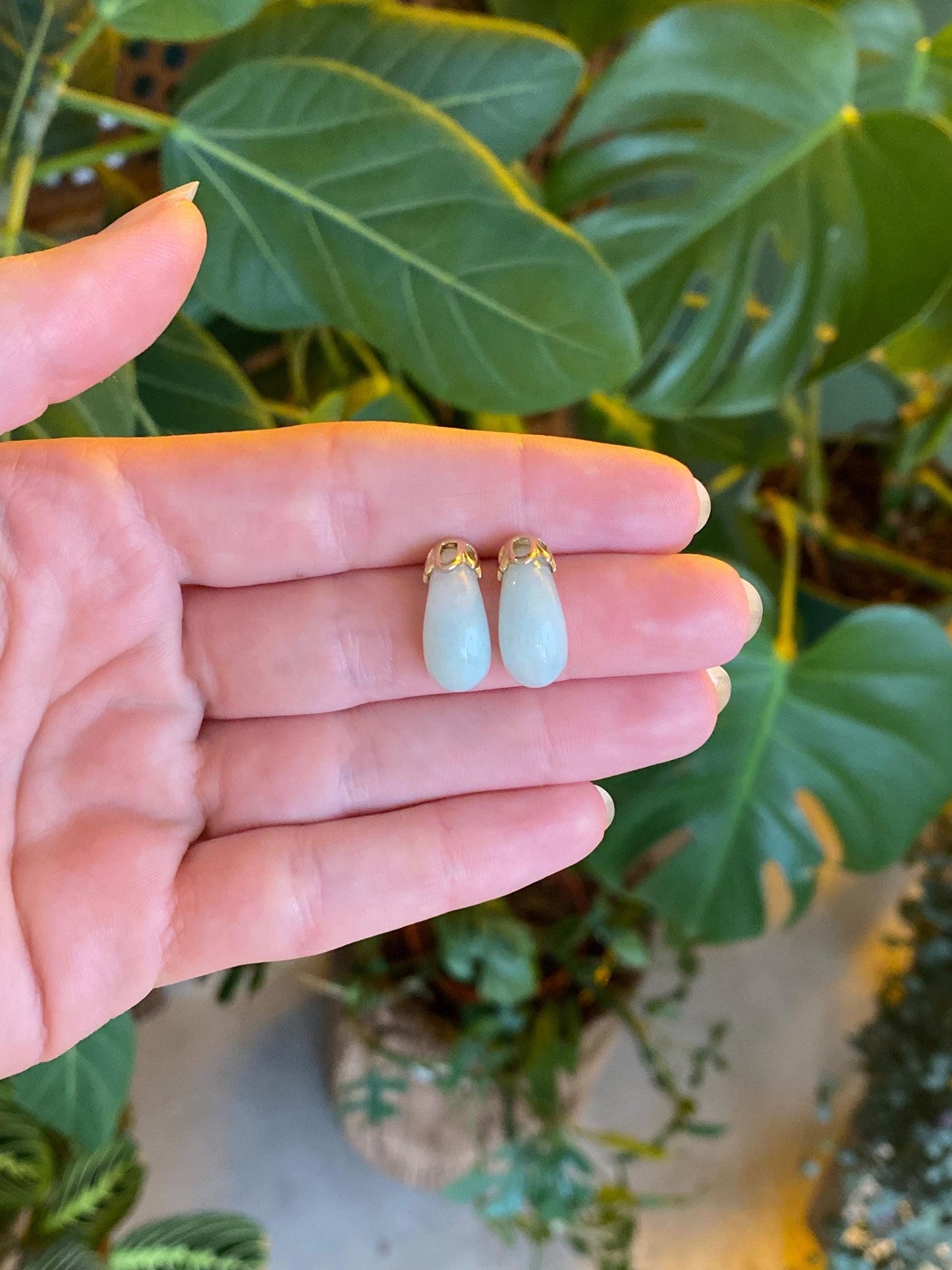 Vintage Solid 14k Yellow Gold Jade Stud Earrings