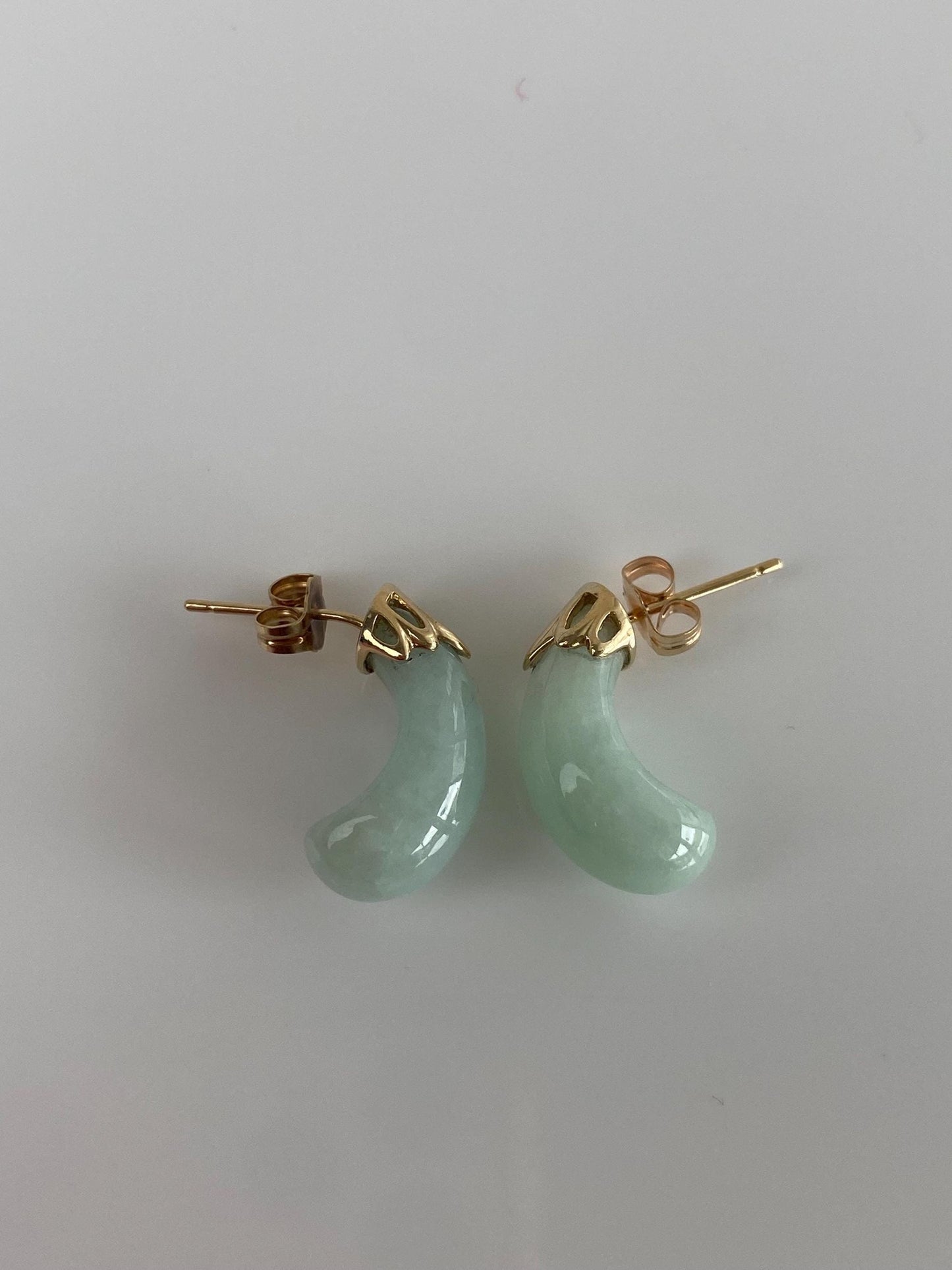 Vintage Solid 14k Yellow Gold Jade Stud Earrings