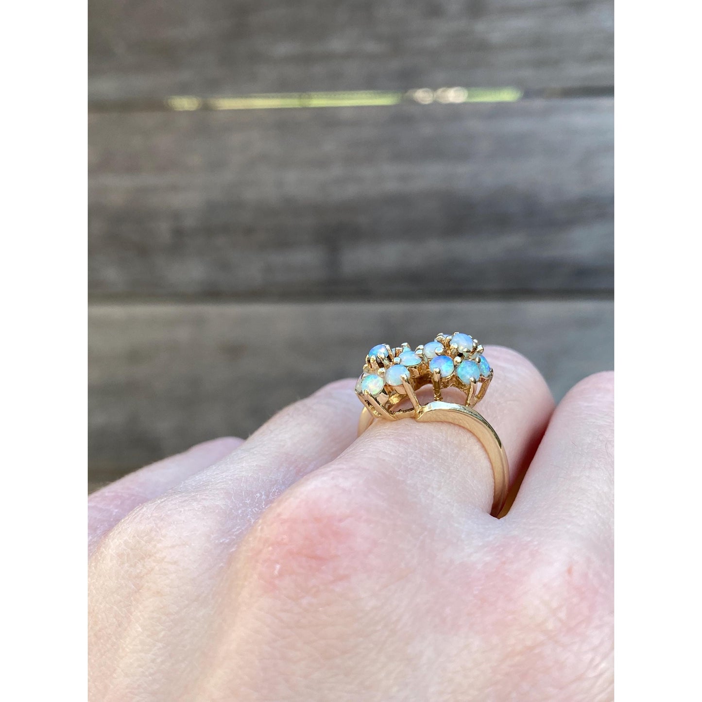 Vintage Solid 10k Yellow Gold Opal Flowers Twist Ring - Size 6.75