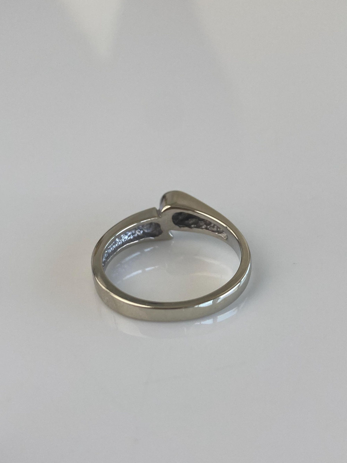 Vintage Solid 14k White Gold Diamond Ring - Size 6.25