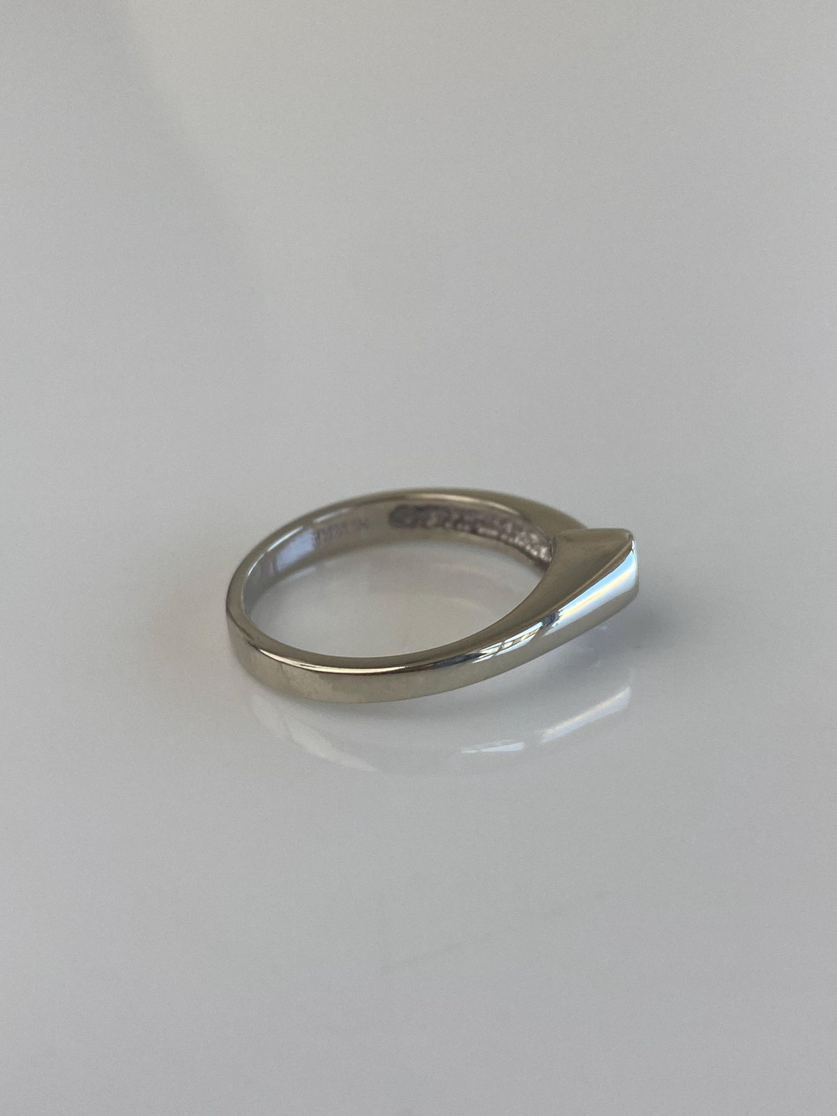 Vintage Solid 14k White Gold Diamond Ring - Size 6.25