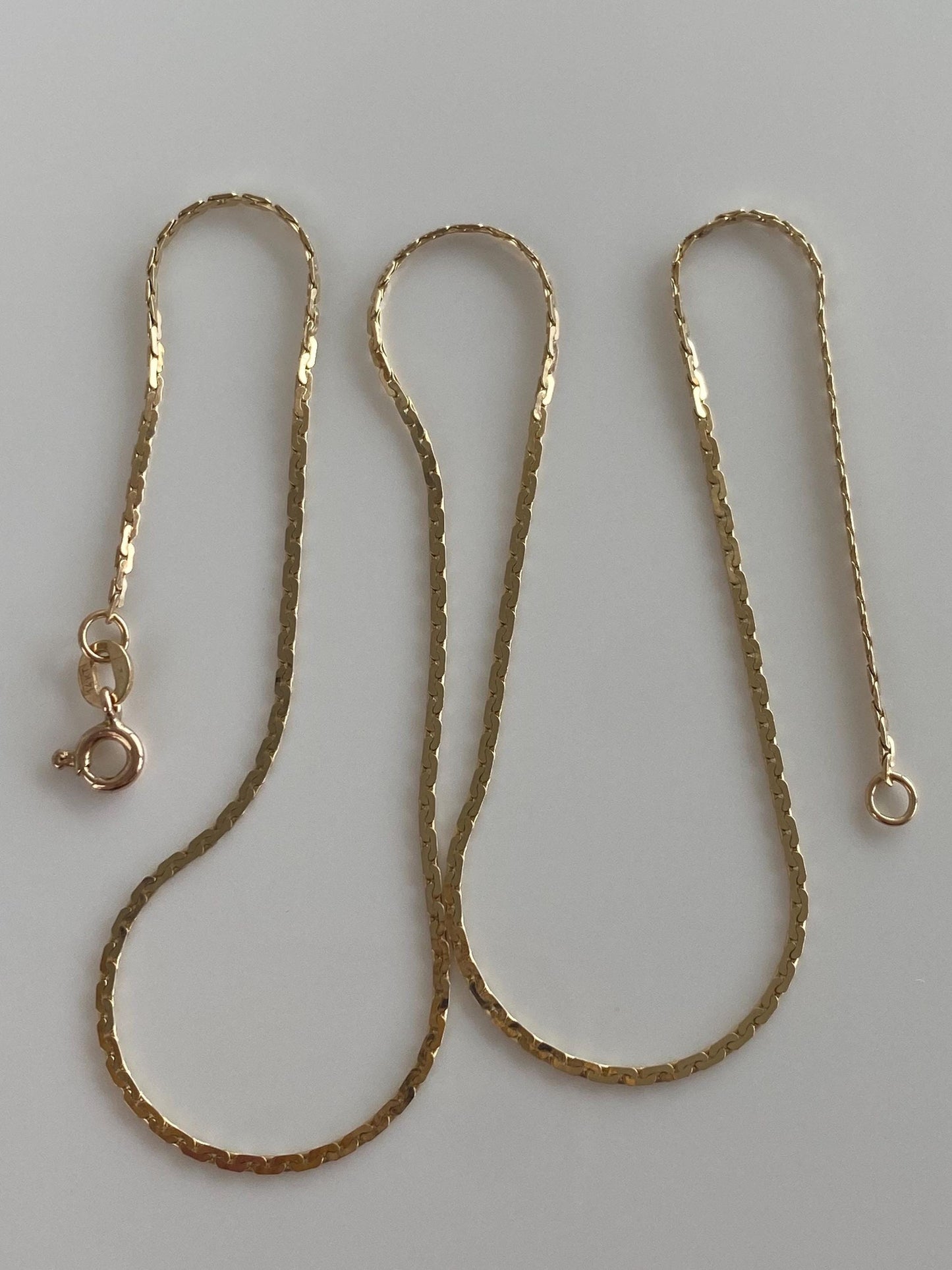 Vintage Solid 14k Yellow Gold Flat C Link Chain Necklace - 16.25 inches
