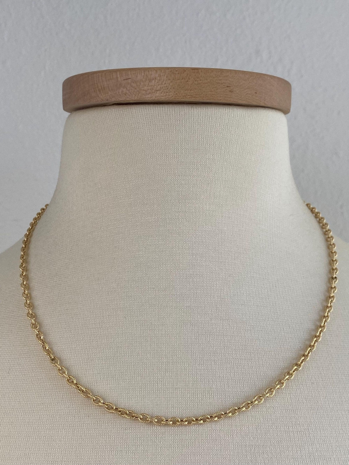 Vintage Solid 18k Yellow Gold Textured Cable Link Chain Necklace - 20 inches