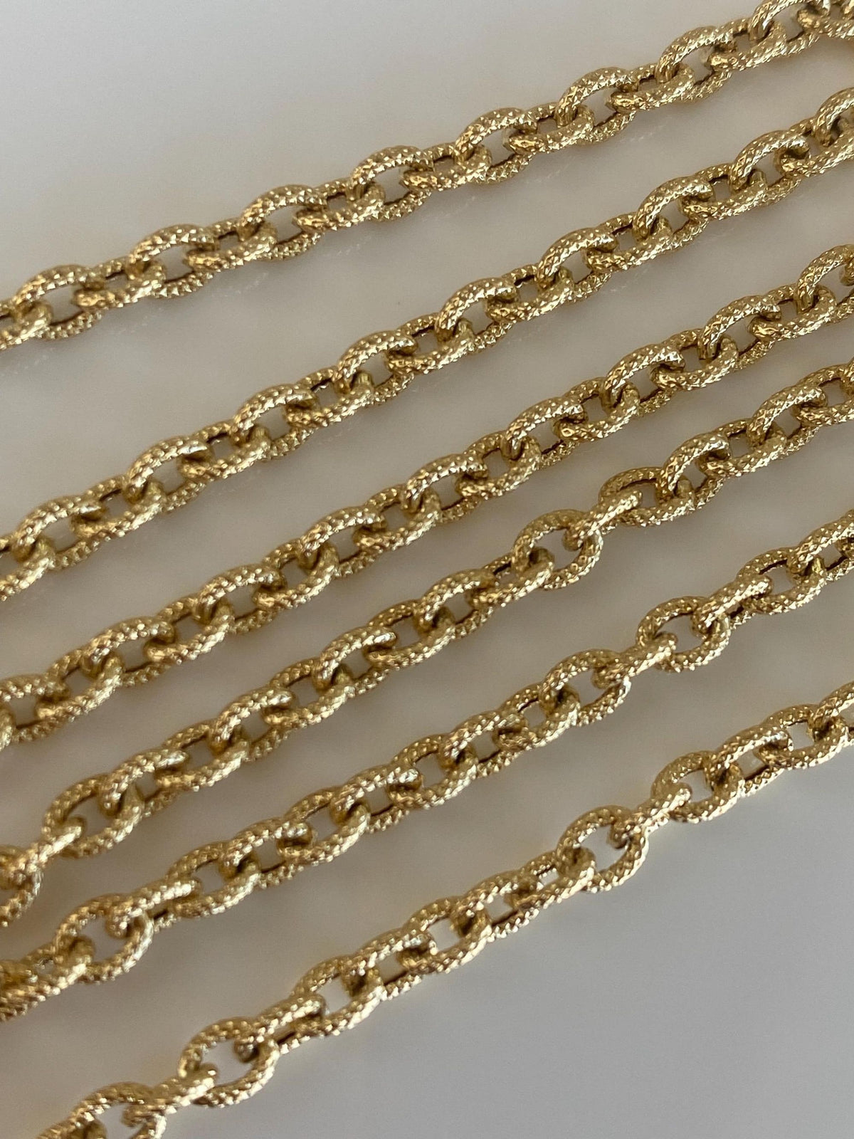 Vintage Solid 18k Yellow Gold Textured Cable Link Chain Necklace - 20 inches