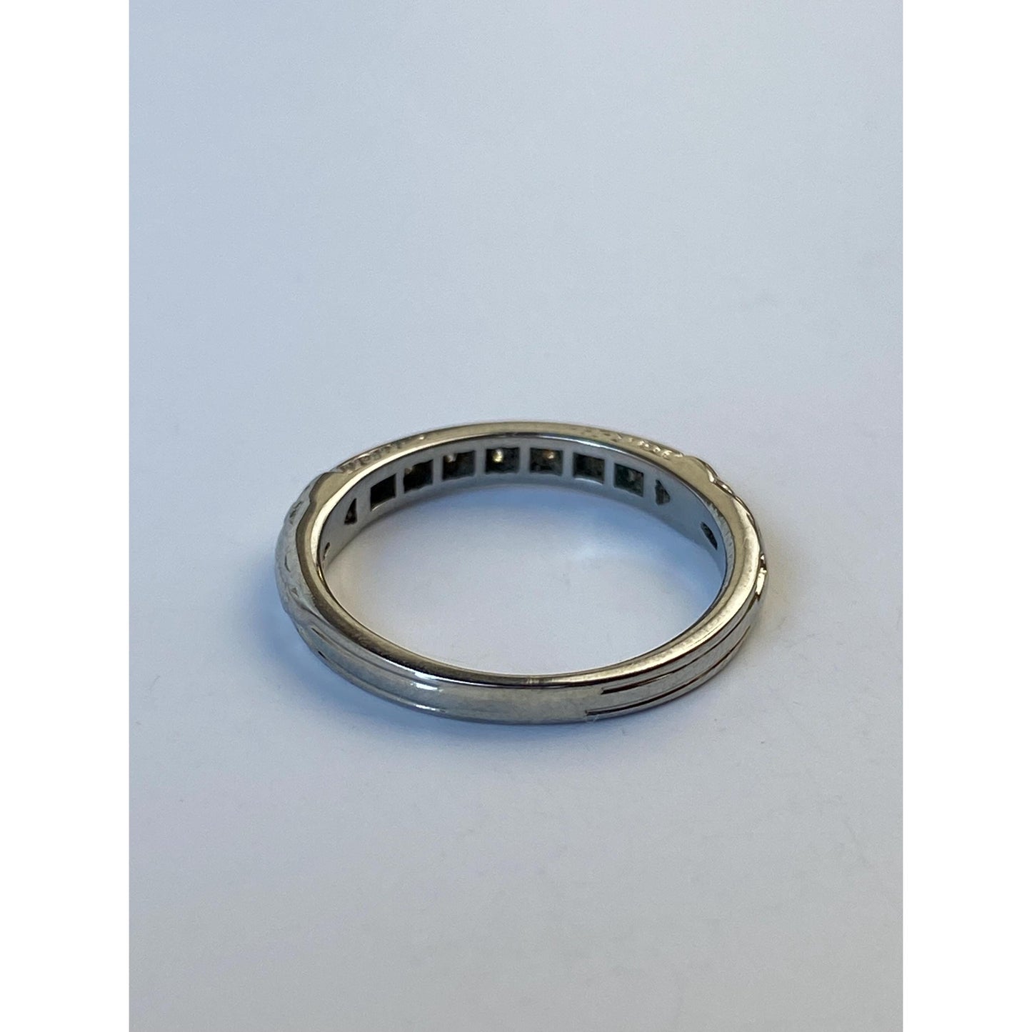 Vintage Solid 18k White Gold Diamond Ring Band - Size 4.75