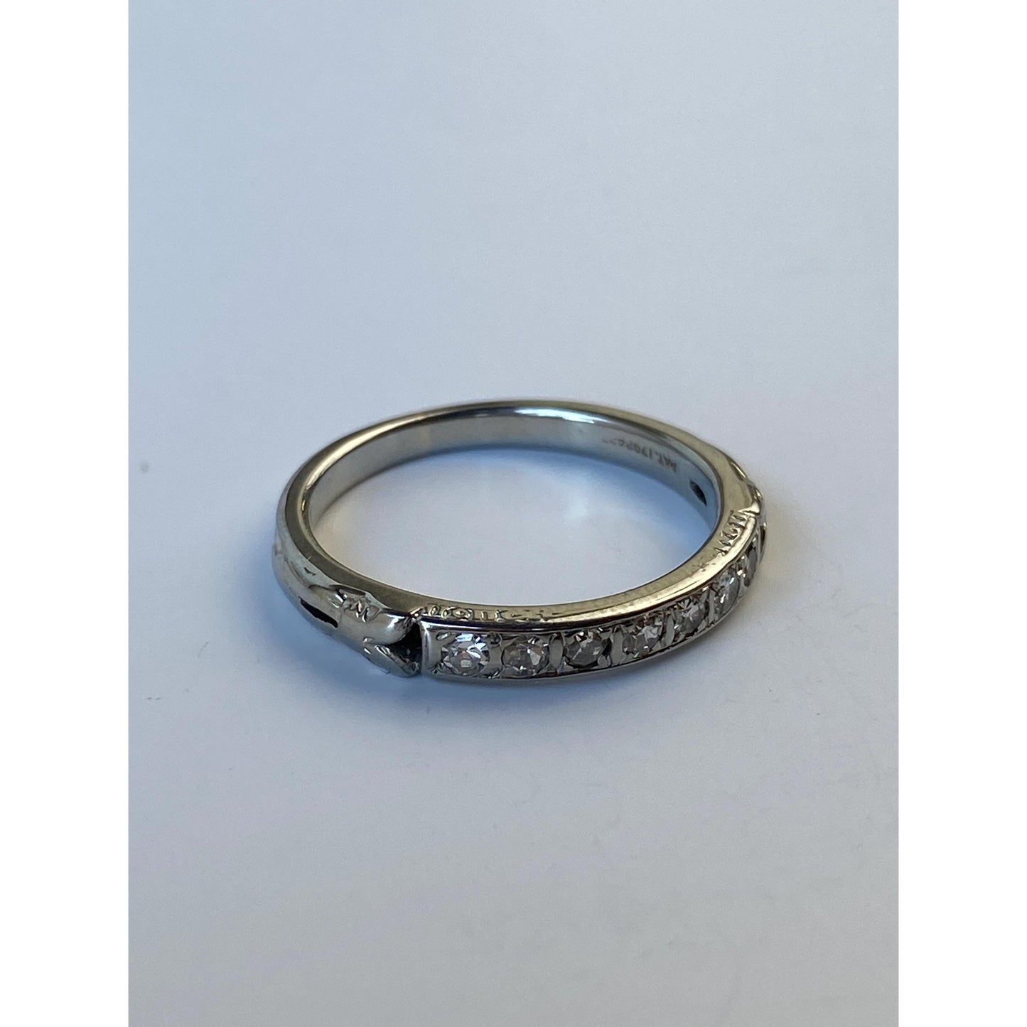 Vintage Solid 18k White Gold Diamond Ring Band - Size 4.75