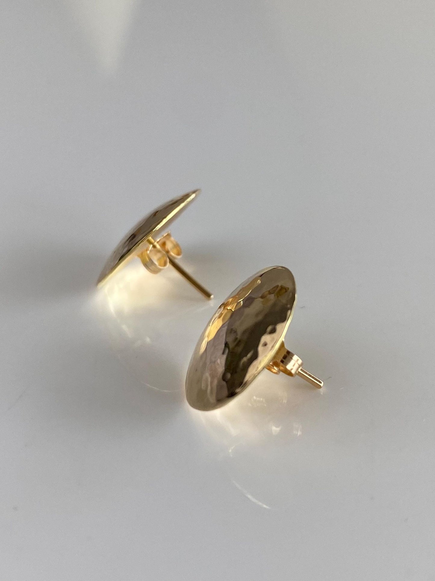 Vintage Solid 14k Yellow Gold Hammered Texture Circle Stud Earrings
