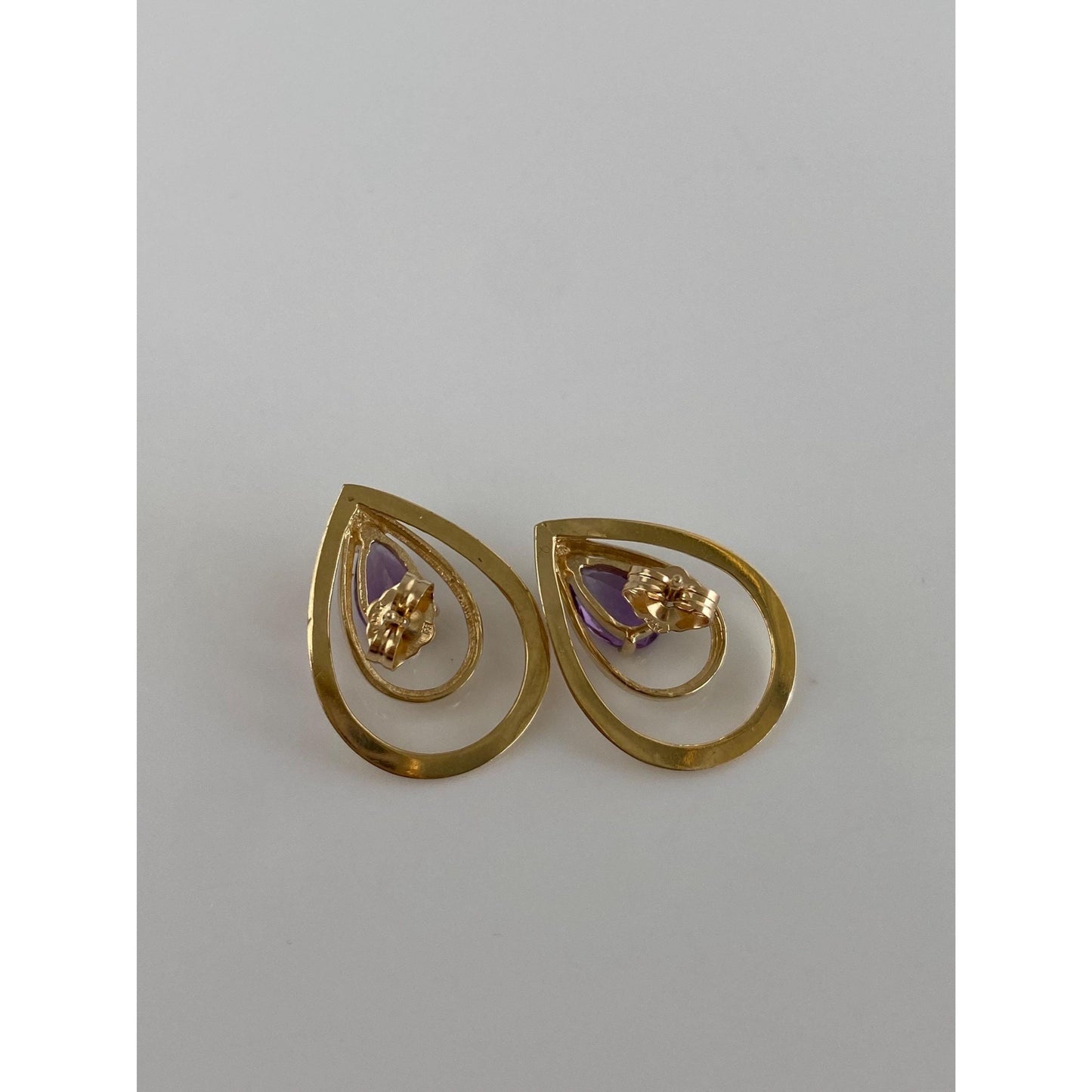 Vintage Solid 14k Yellow Gold Amethyst Teardrop Stud Earrings